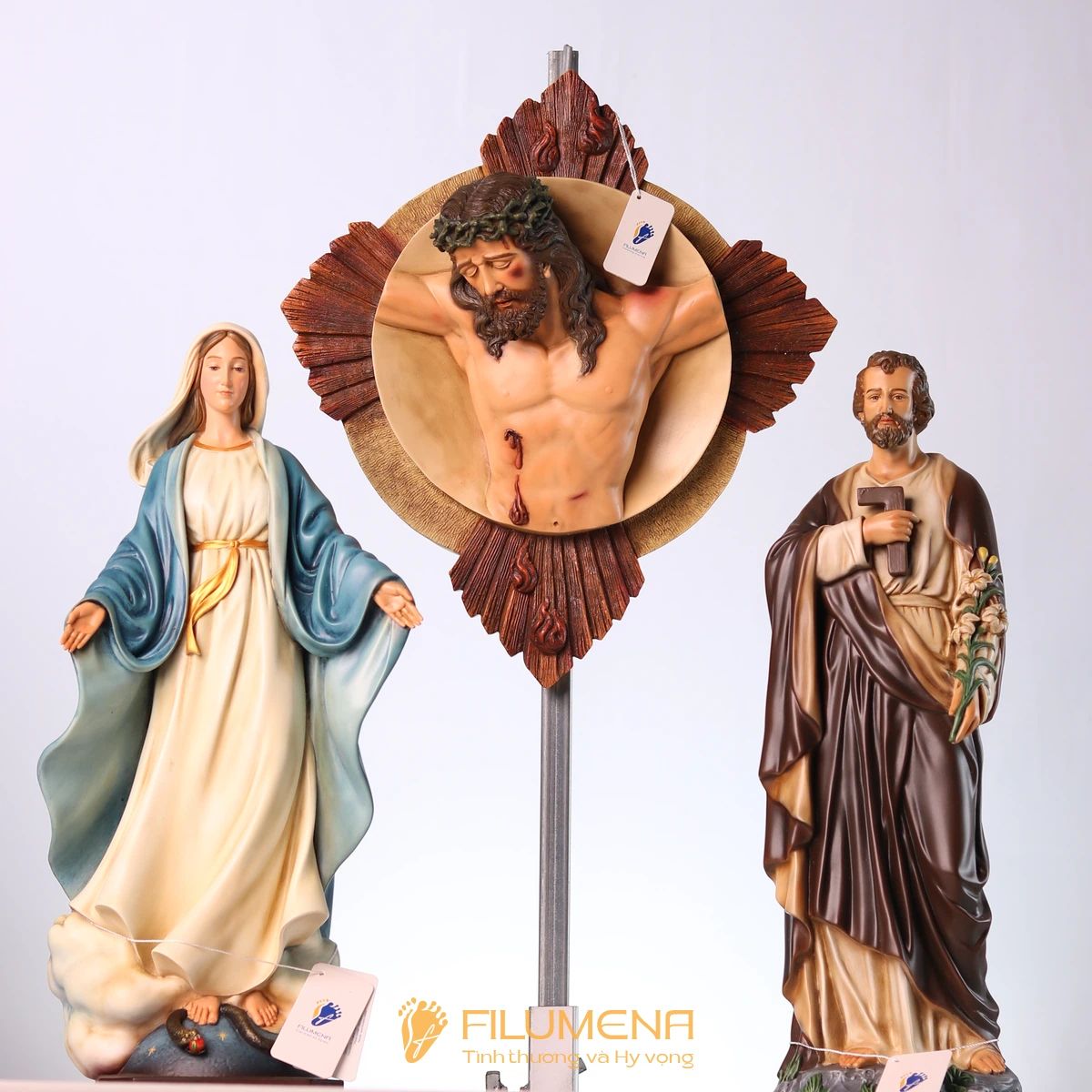 Bộ tượng Bàn thờ Chúa 50 cm tông màu cổ điển M1 với phù điêu Chúa chuộc tội 40 cm