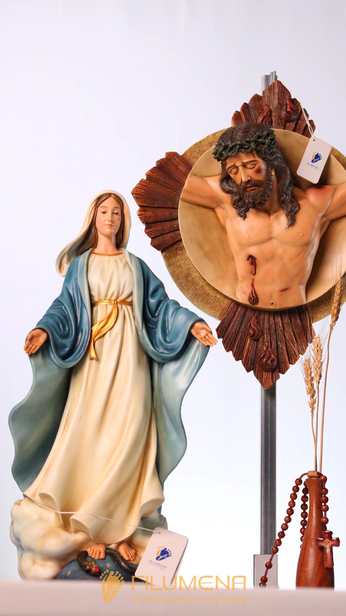 Bộ tượng Bàn thờ Chúa 50 cm tông màu cổ điển M1 với phù điêu Chúa chuộc tội 40 cm