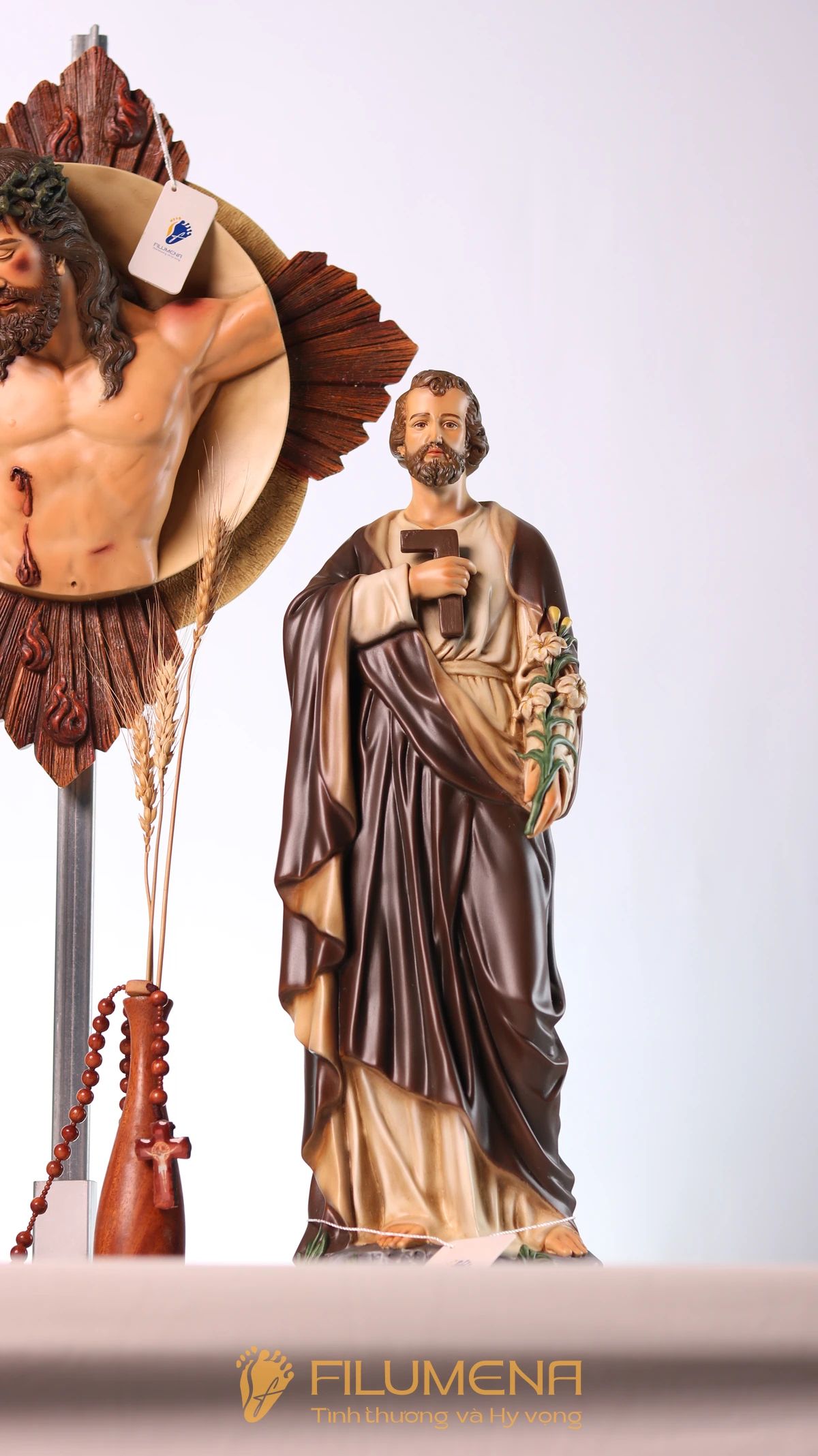 Bộ tượng Bàn thờ Chúa 50 cm tông màu cổ điển M1 với phù điêu Chúa chuộc tội 40 cm