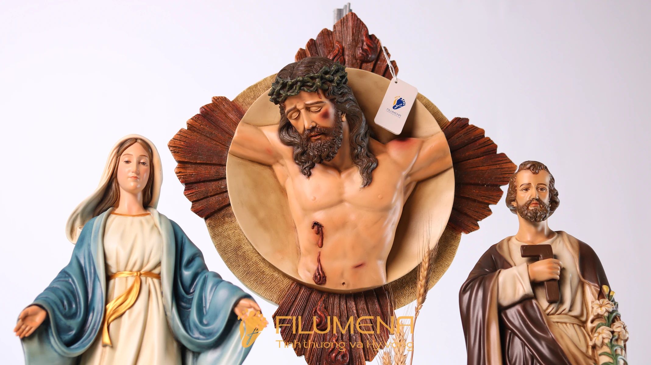 Bộ tượng Bàn thờ Chúa 50 cm tông màu cổ điển M1 với phù điêu Chúa chuộc tội 40 cm