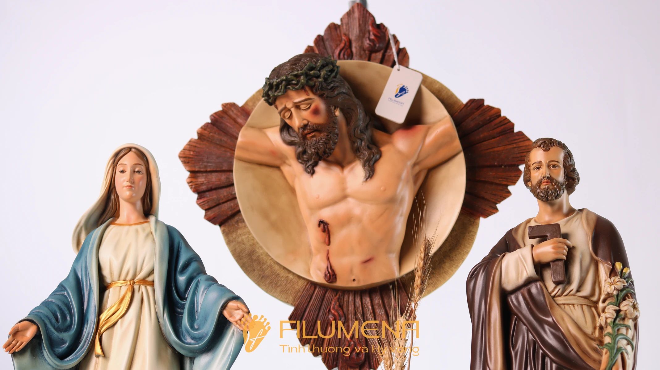 Bộ tượng Bàn thờ Chúa 50 cm tông màu cổ điển M1 với phù điêu Chúa chuộc tội 40 cm