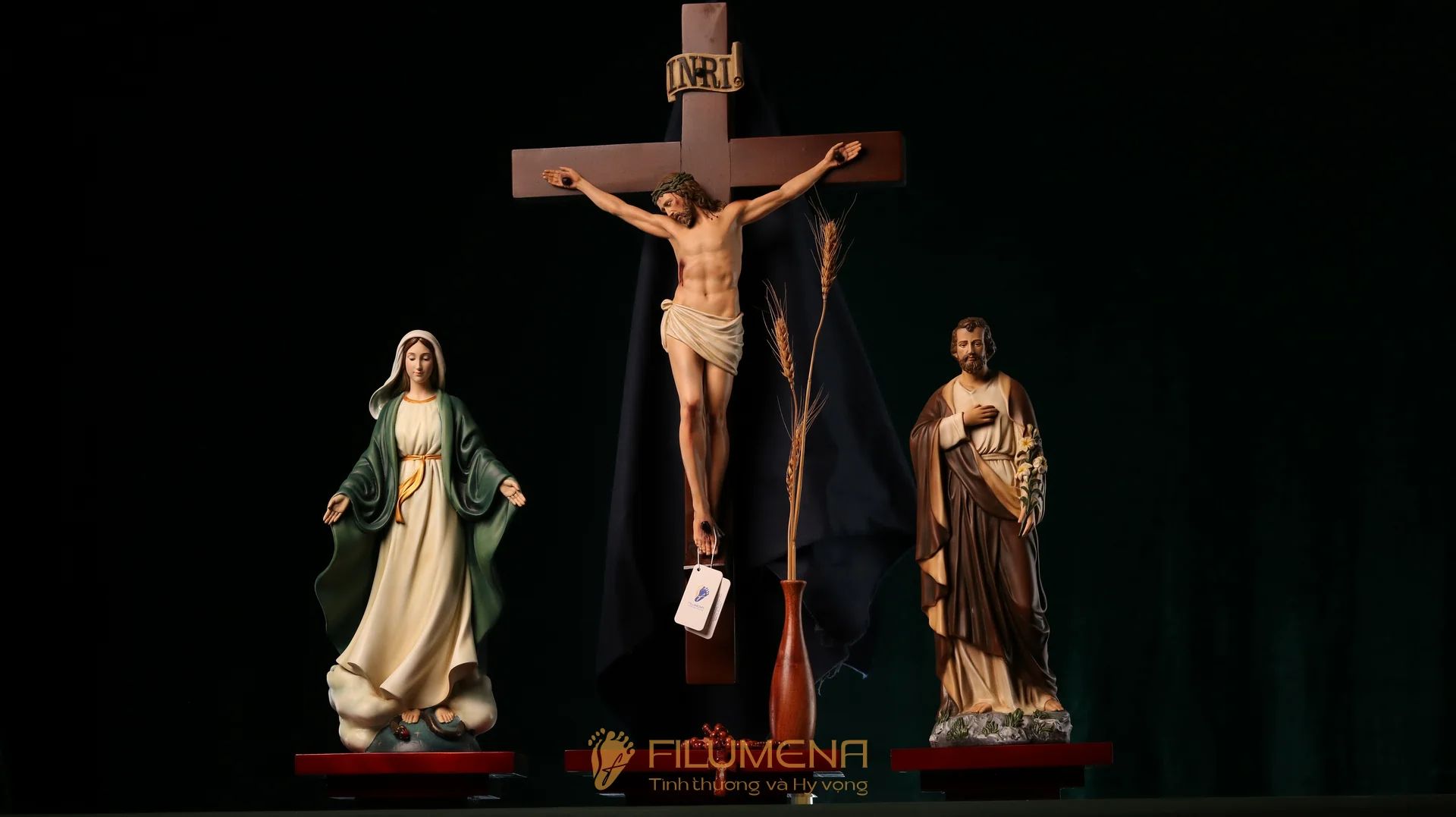 Statues religieuses de Filumena Art, fabricant and grossiste des articles religieux au Vietnam