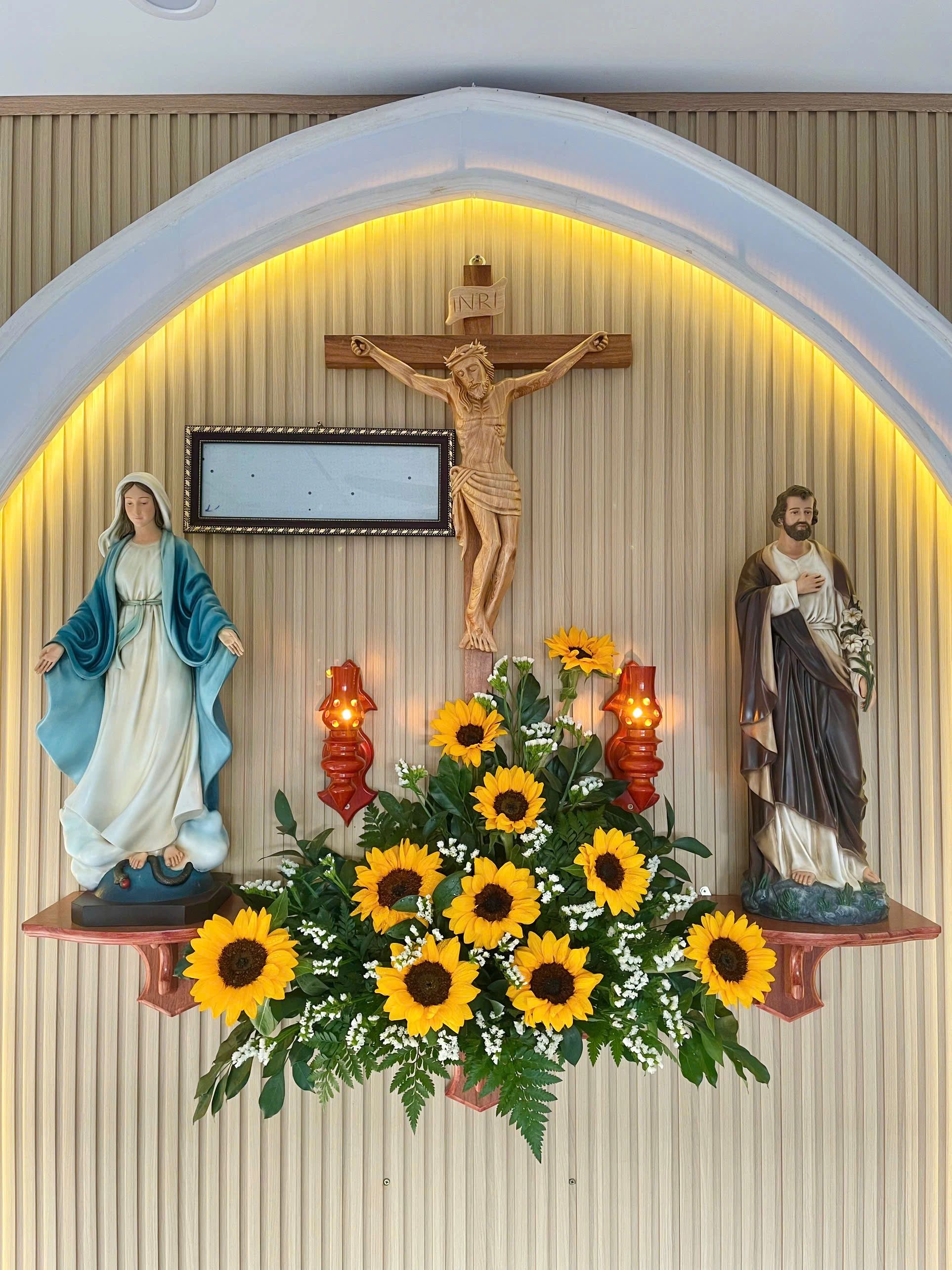 Các mẫu tượng Thánh Antôn của Filumena