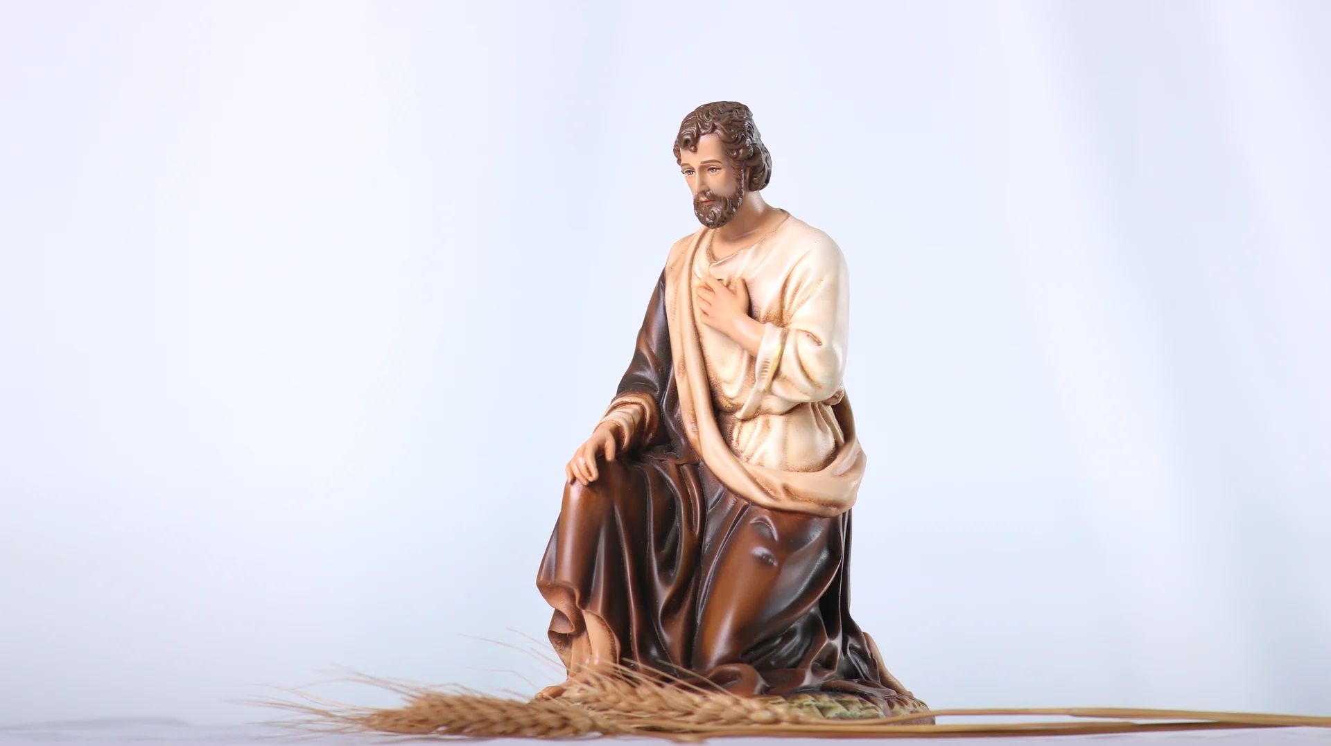 Bộ tượng Giáng sinh mini 20 cm 3 nhân vật tông màu sáng cổ điển