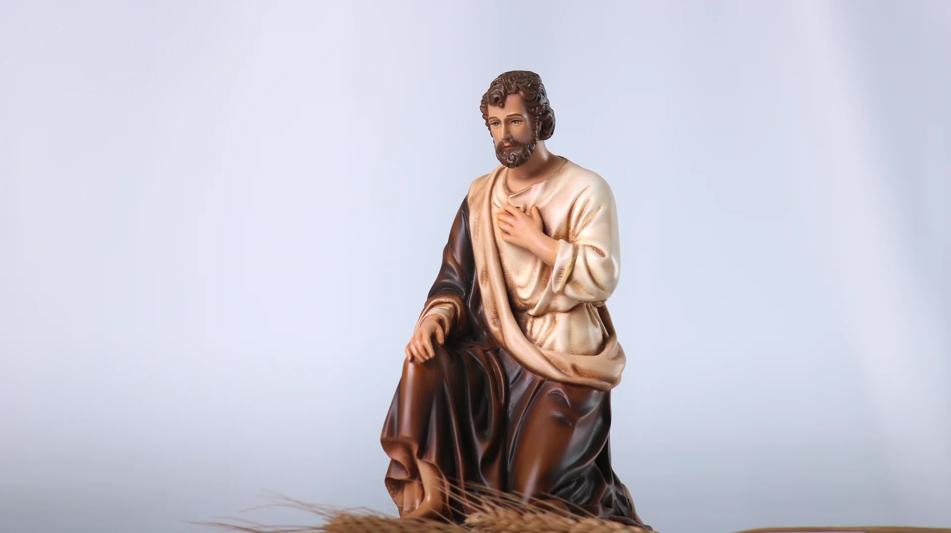 Tượng Giáng sinh mini tại Hà Tĩnh. Tượng Công giáo Filumena là tượng của Tình thương và Hy vọng. Bản quyền các tác phẩm tượng Công giáo thuộc về Filumena Art, Cộng hòa Pháp. Filumena sáng tác và sản xuất nhiều mẫu tượng Công giáo khác như Bàn thờ Chúa và gia tiên, Bàn thờ Chúa, Tượng Giáng sinh, Tượng Chúa Giáng sinh, Bàn thờ Công giáo phòng khách