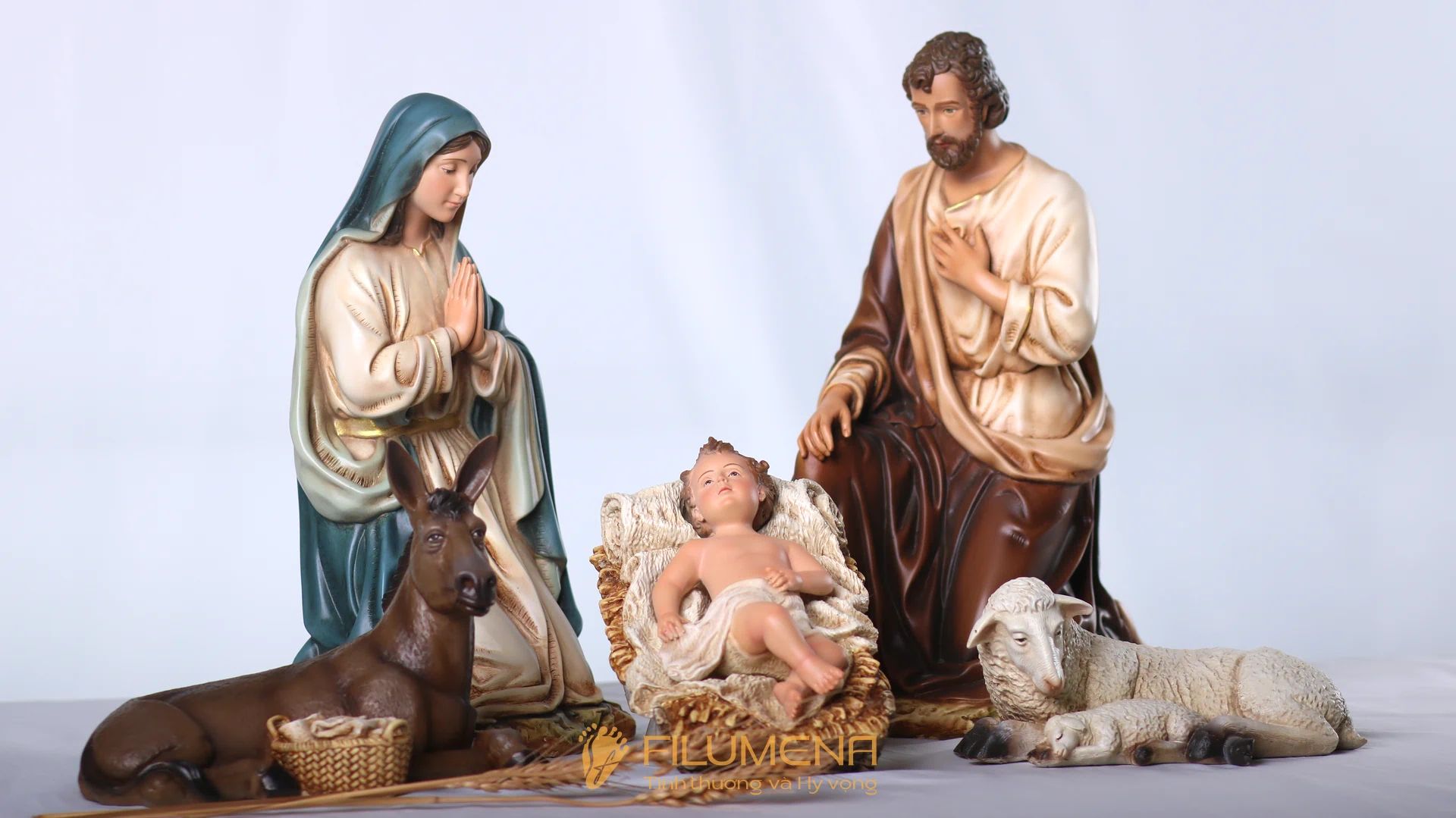 Bộ tượng Giáng Sinh 30 cm cho quà Noel trang trọng