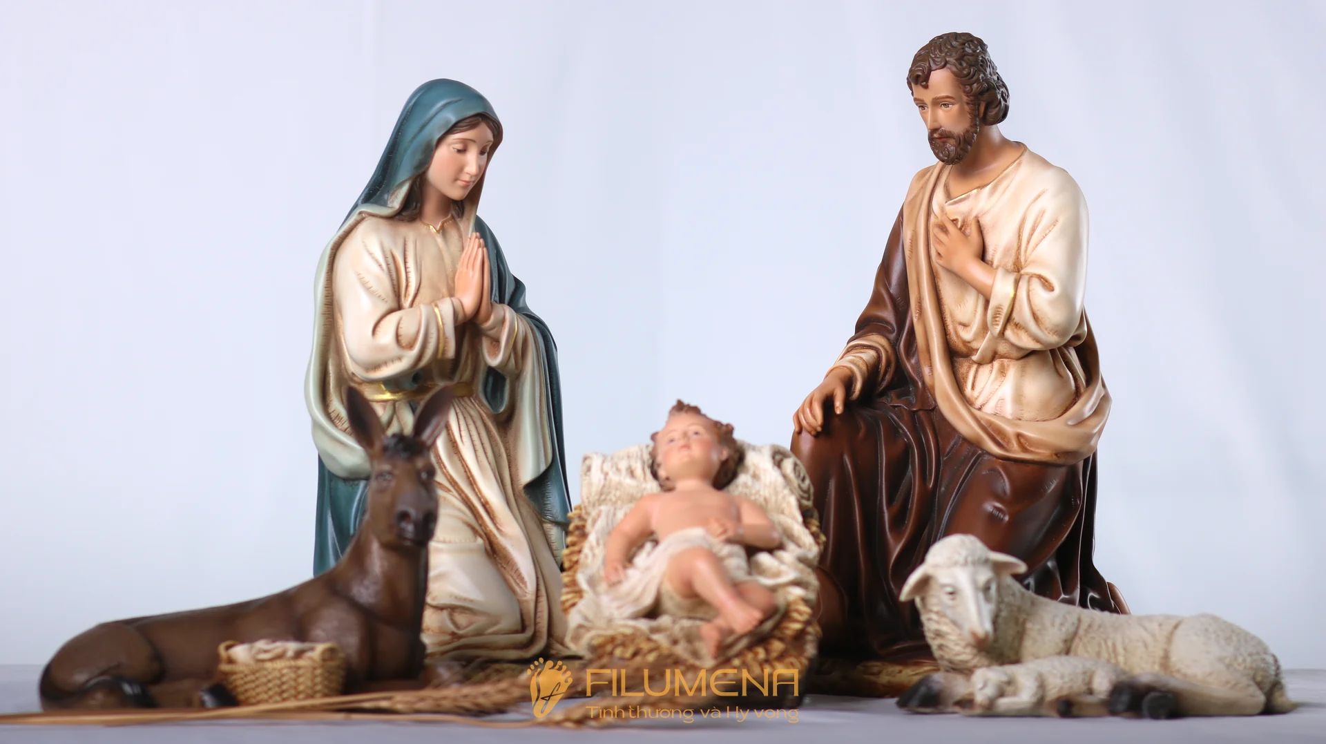 Đọc Kinh Tin Cậy Mến  tại VN. Tượng Công giáo Filumena là tượng của Tình thương và Hy vọng. Bản quyền các tác phẩm tượng Công giáo thuộc về Filumena Art, Cộng hòa Pháp. Filumena sáng tác và sản xuất nhiều mẫu tượng Công giáo khác như 