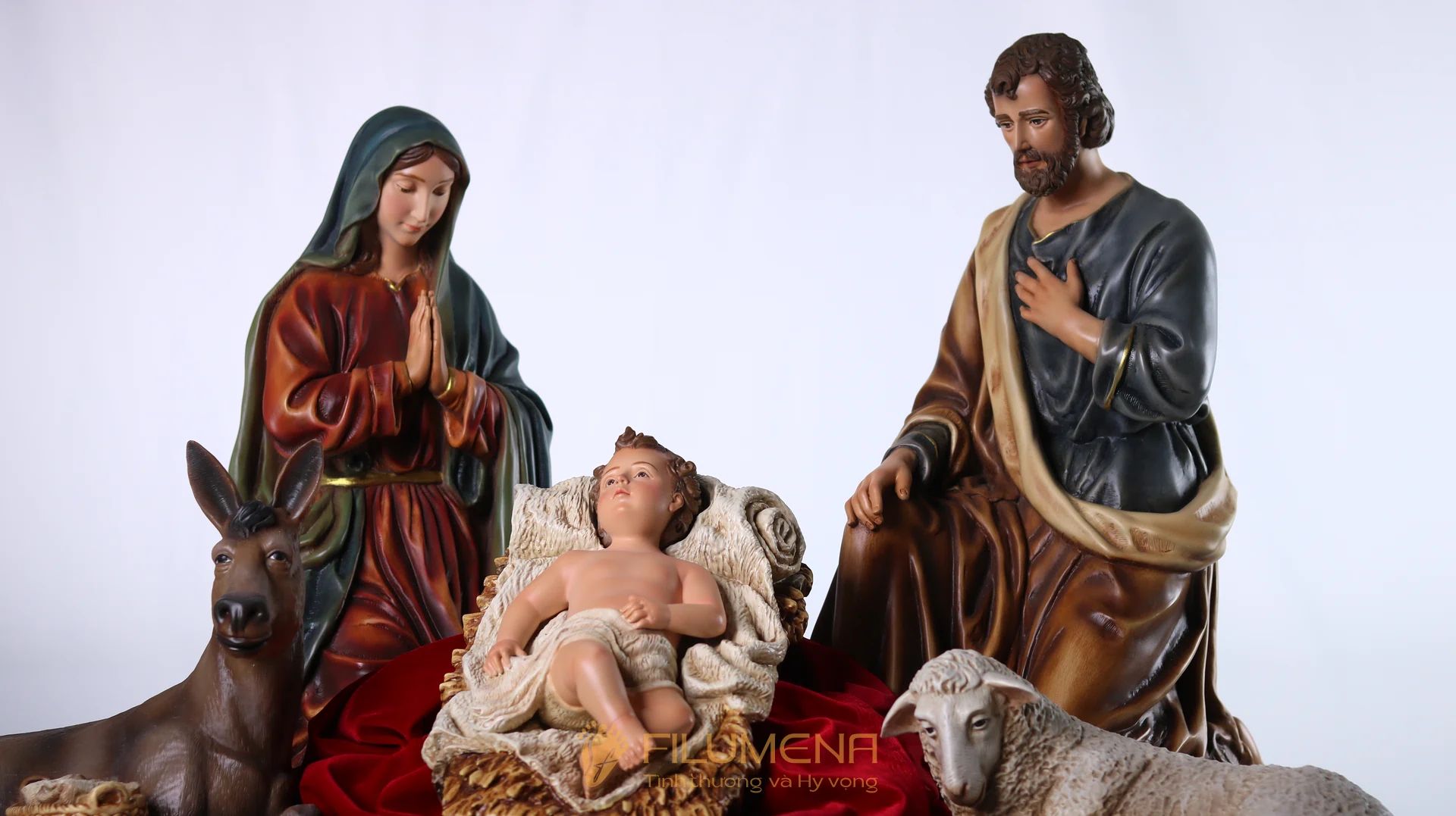 Bộ tượng Giáng sinh 50 cm 5 nhân vật màu trầm cổ điển