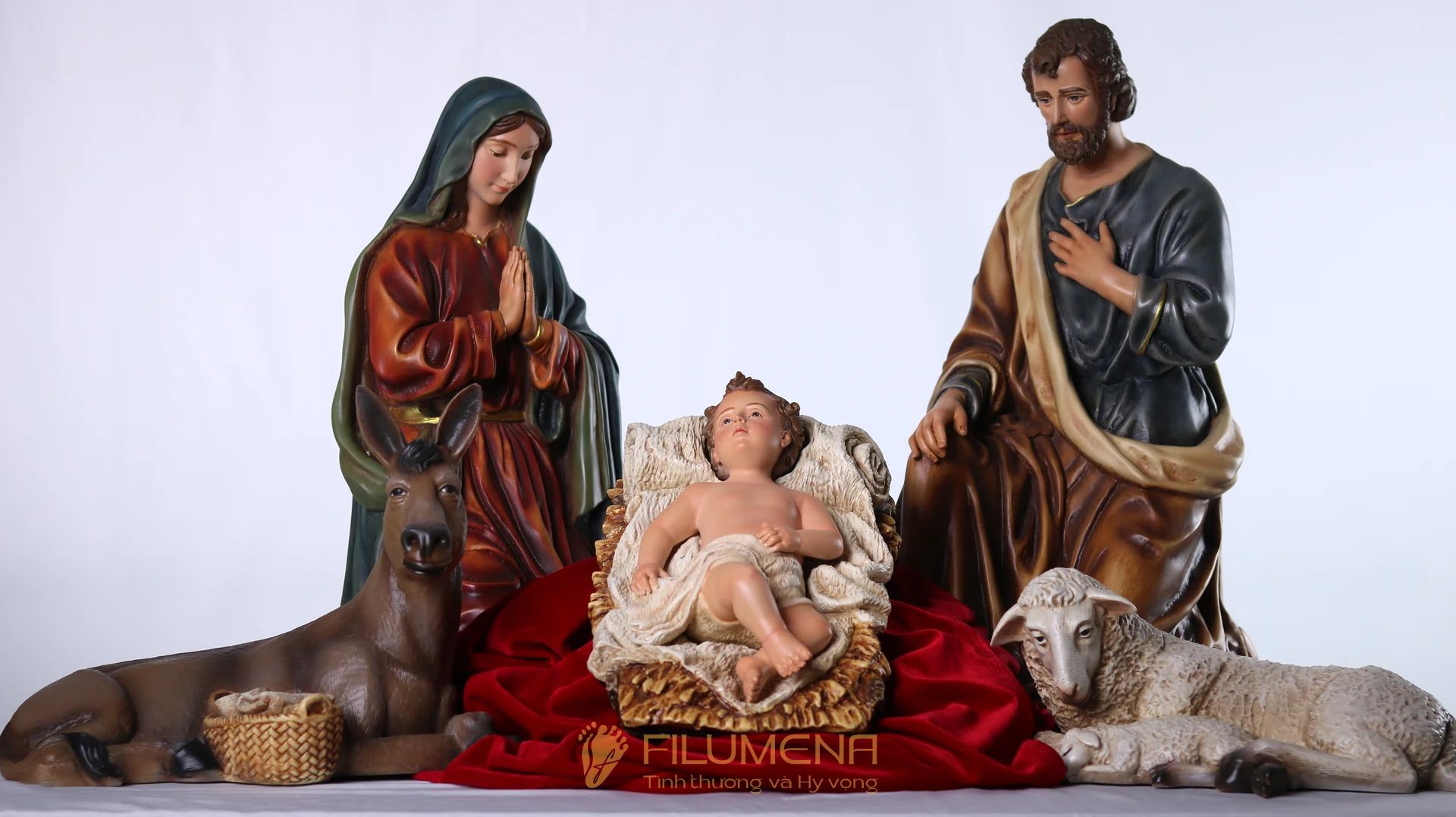 Bộ tượng Giáng sinh 50 cm 5 nhân vật màu trầm cổ điển