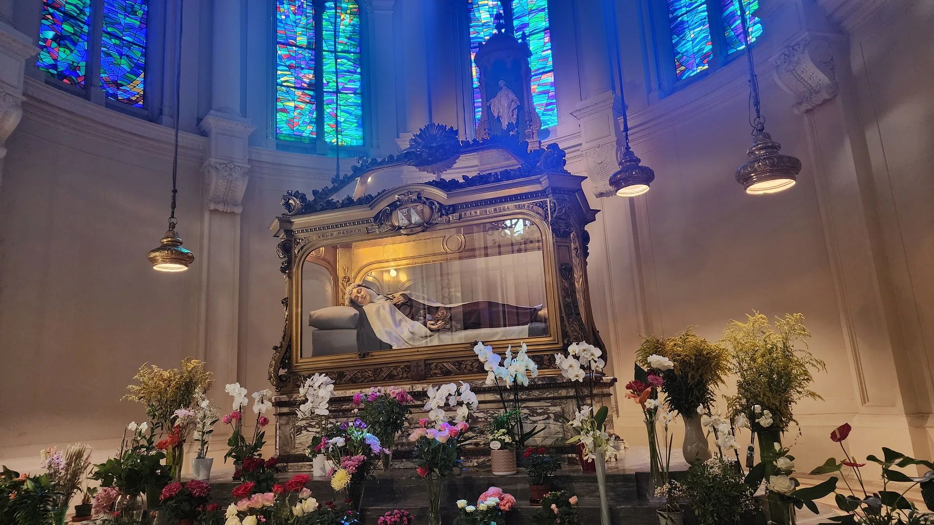 Vương cung Thánh đường Thánh Tê-rê-sa Hài Đồng Giê-su