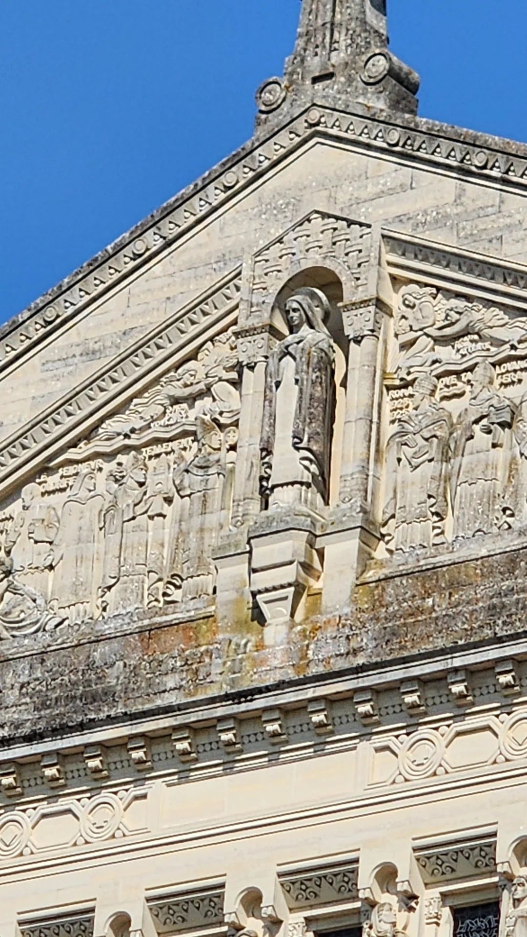 Vương cung Thánh đường Thánh Tê-rê-sa Hài Đồng Giê-su