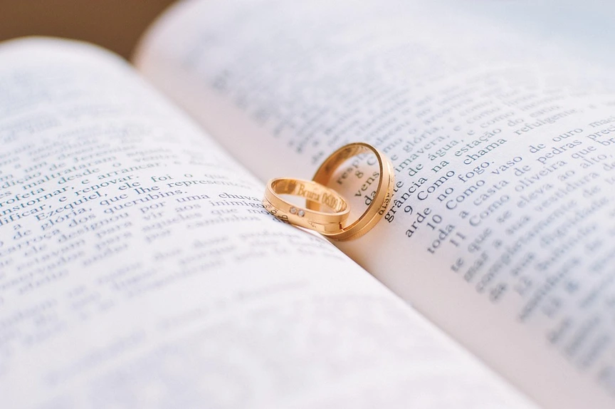 Giải đáp người Công giáo có được kết hôn với người đã ly hôn không theo giáo huấn Công giáo
