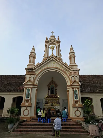 Một số hình ảnh nhà thờ xứ đạo Thạch Bích, Thanh Oai, Hà Nội.