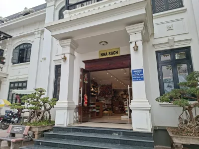 Tượng Công giáo Filumena tại Đền thánh Phêrô Lê Tùy, trung tâm hành hương Bằng Sở
