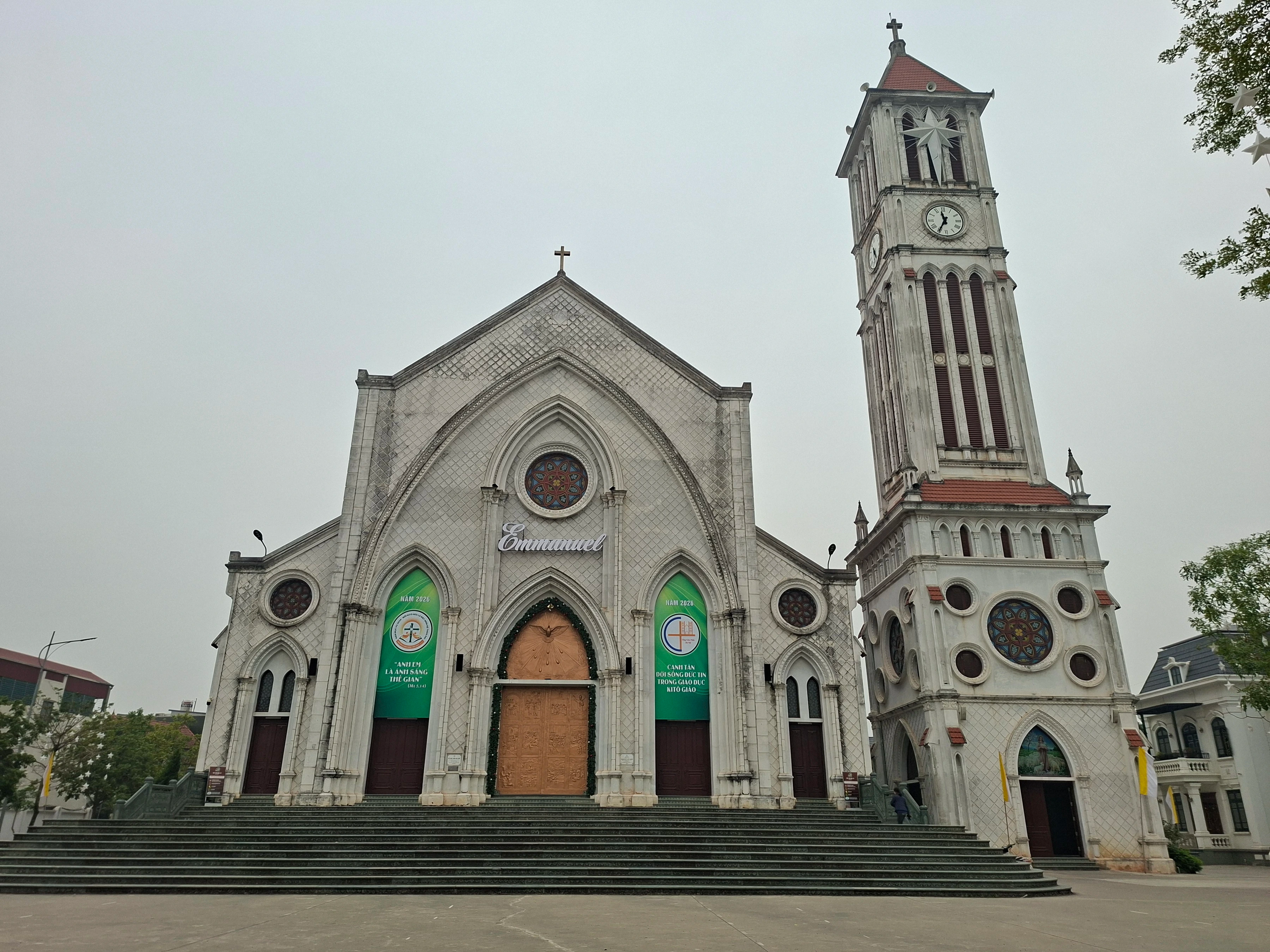 Đền thánh Phêrô Lê Tùy, trung tâm hành hương Bằng Sở