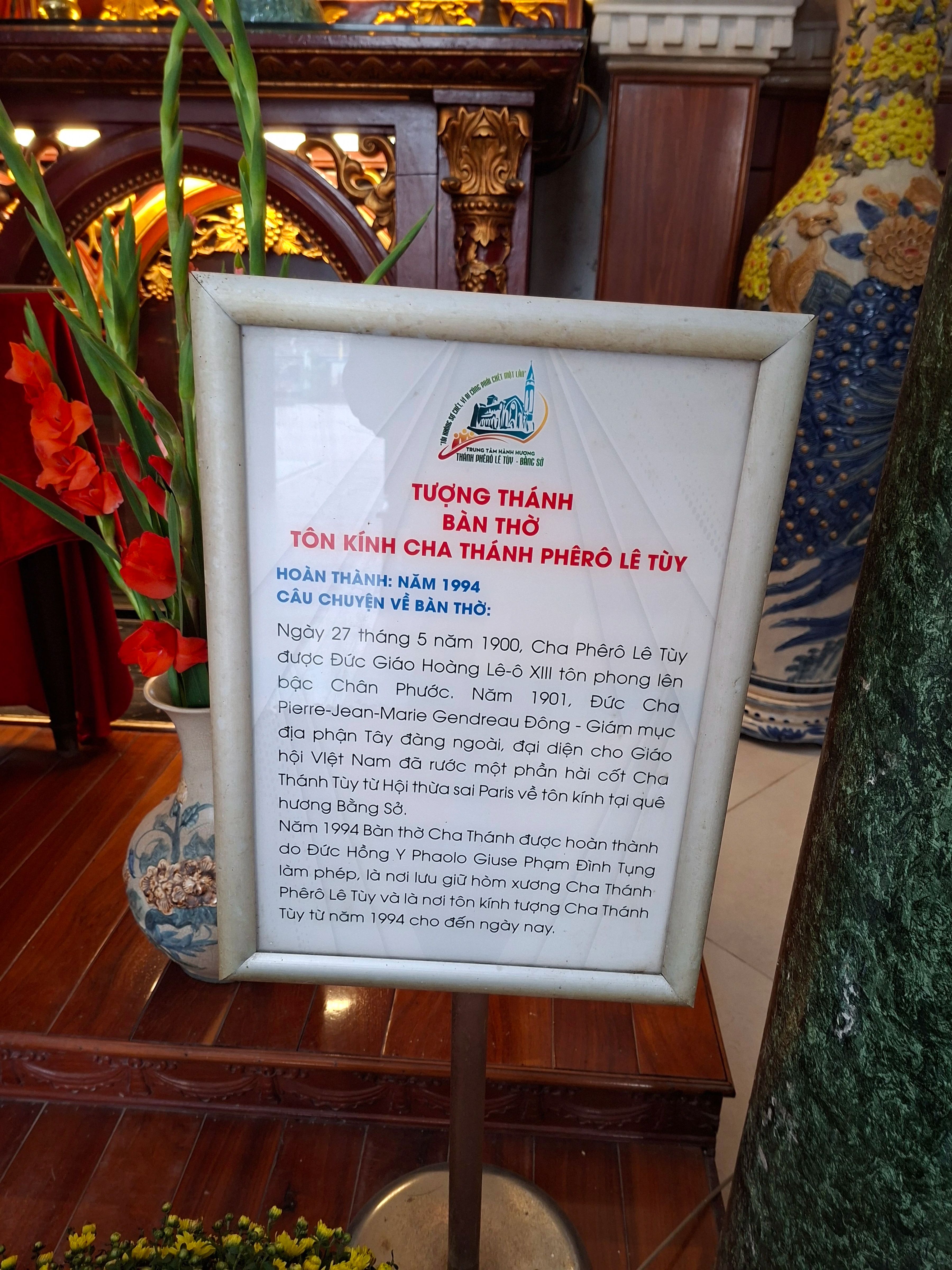 Tượng Công giáo Filumena tại Đền thánh Phêrô Lê Tùy, trung tâm hành hương Bằng Sở