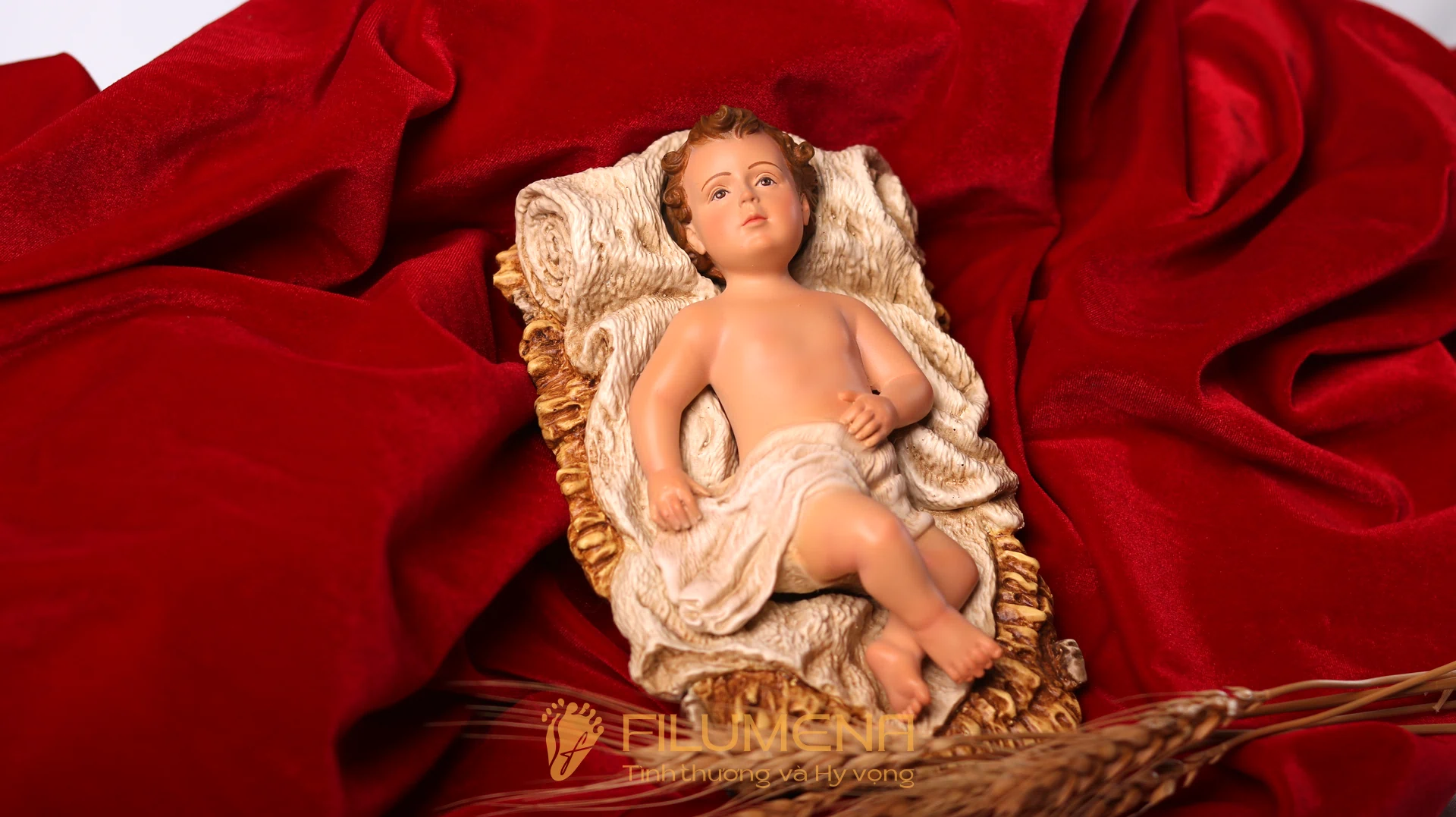 Tượng Chúa Hài Đồng – Ánh sáng của đêm Giáng Sinh