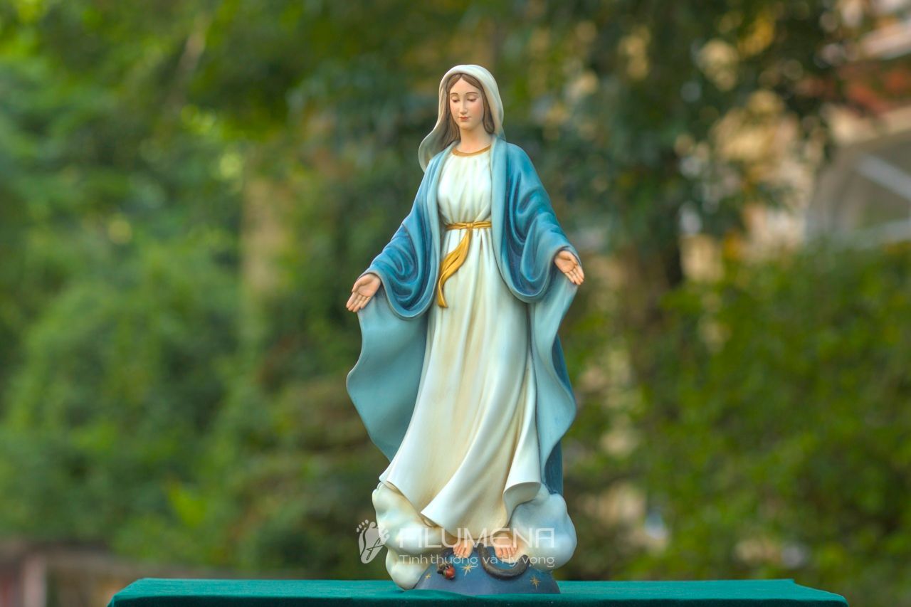 Resin Catholic statues Vietnam