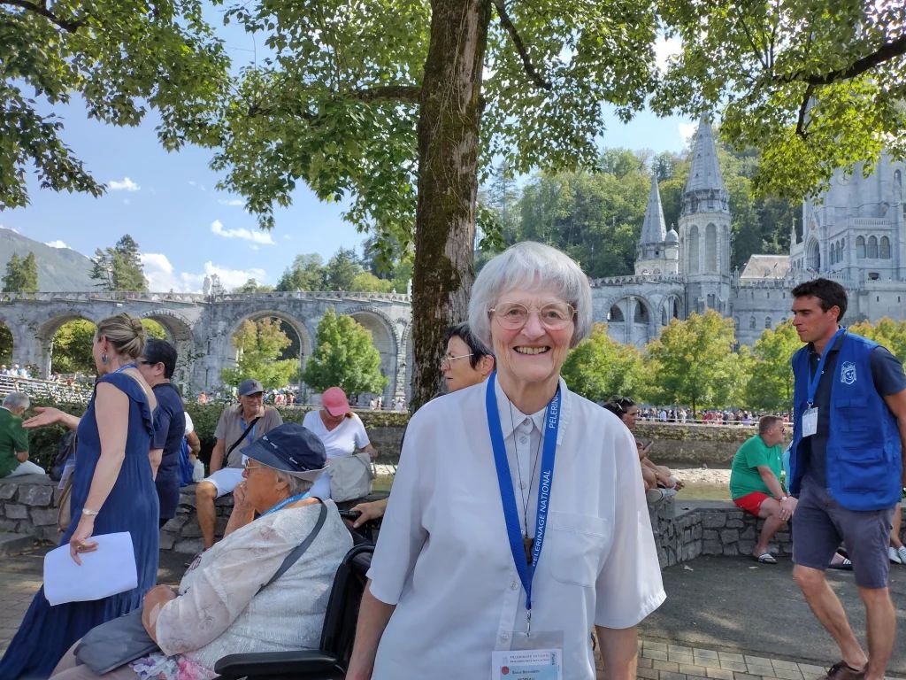 Sơ Bernadette Moriau là người thứ 70 đã được phép lạ chữa lành sau chuyến hành hương