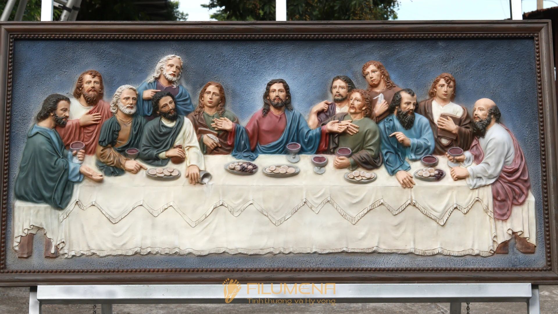 Cận cảnh đường nét và màu sắc của Phù điêu Bữa Tiệc Ly 150 x 75 cm