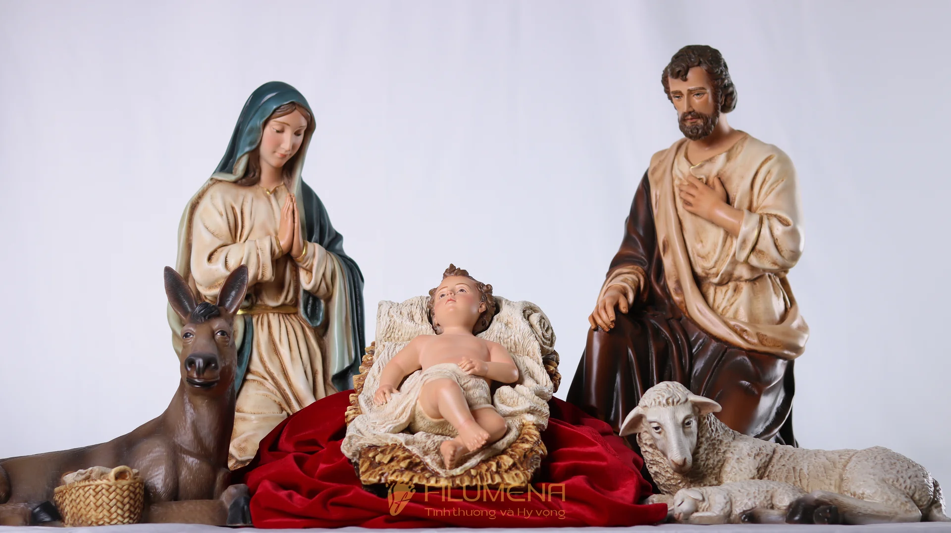 Trang trí Giáng Sinh phong cách tối giản – giữ lại chiều sâu thiêng liêng và sự tĩnh lặng của đêm thánh