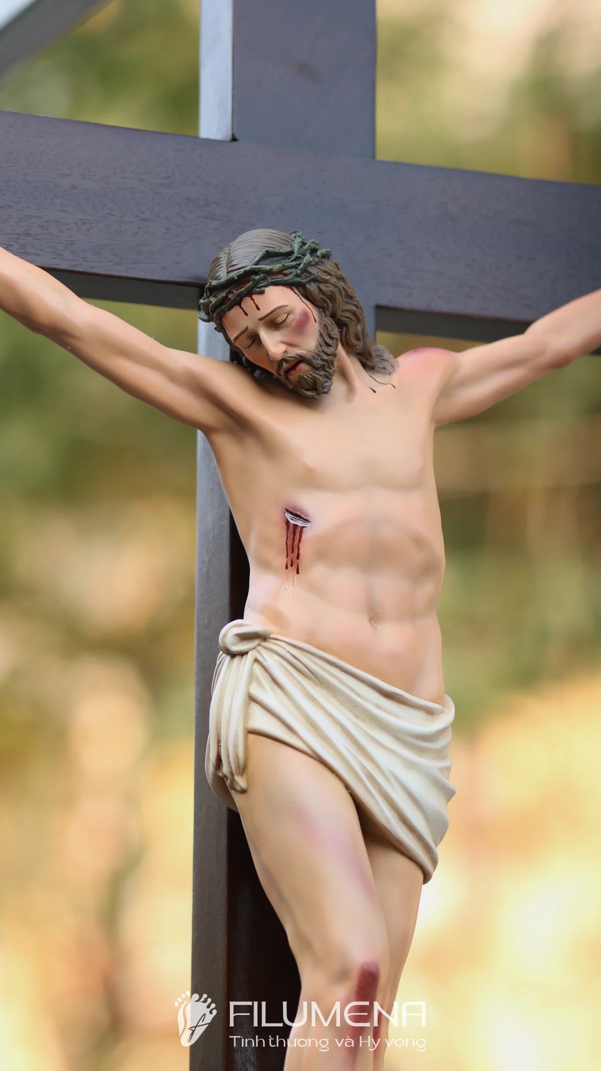 Các mẫu tượng Công giáo và bàn thờ Chúa đẹp của Filumena đang trưng bày tại các Nhà sách Công giáo trên cả nước. Một số mẫu bàn thờ Công giáo đẹp là hình ảnh do quý khách gửi về