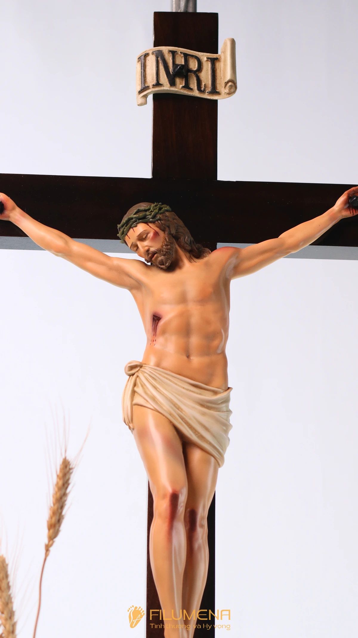 Tượng Chúa chịu nạn 40 cm Thánh giá gỗ lát