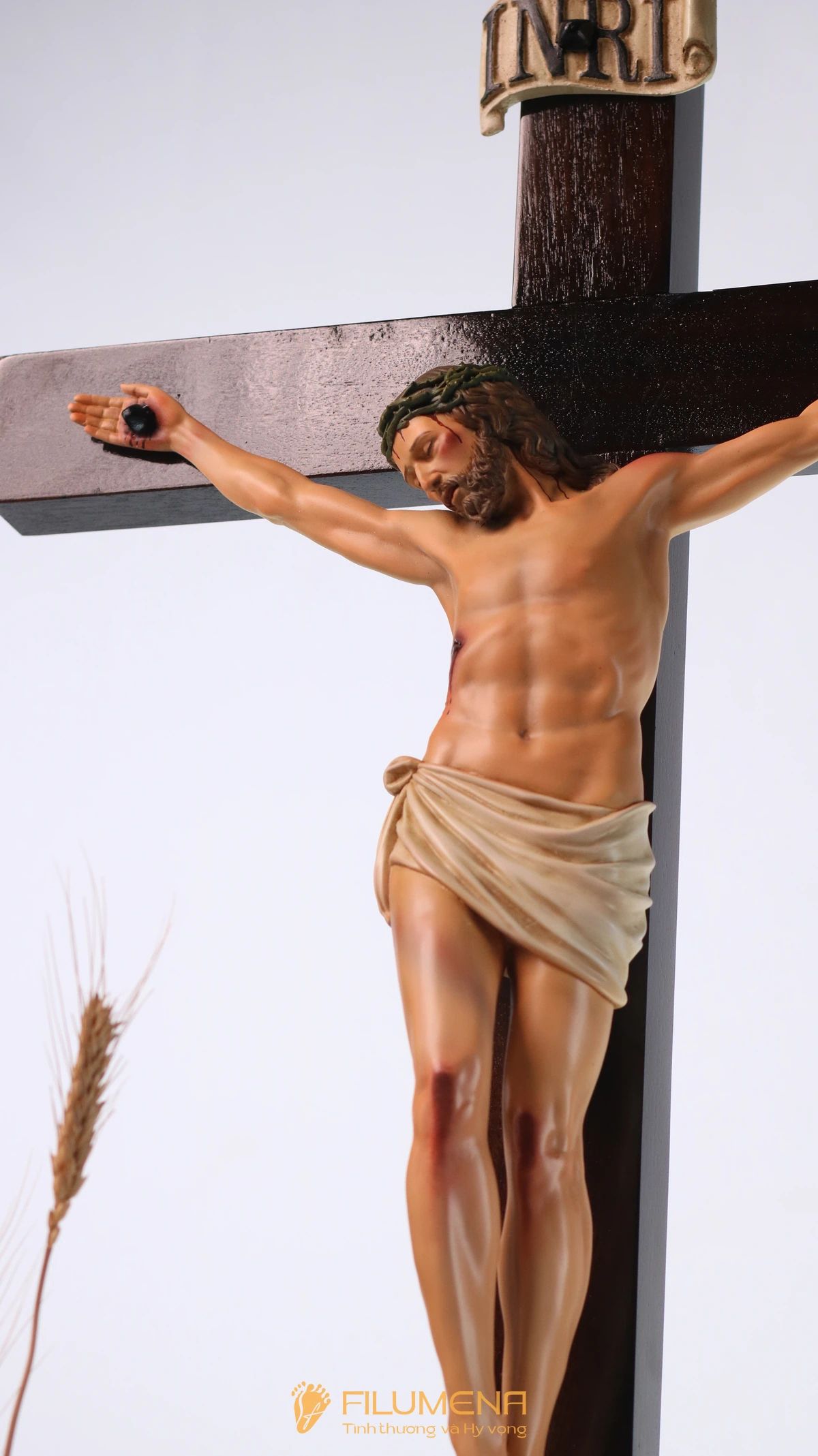 Tượng Chúa chịu nạn 40 cm Thánh giá gỗ lát