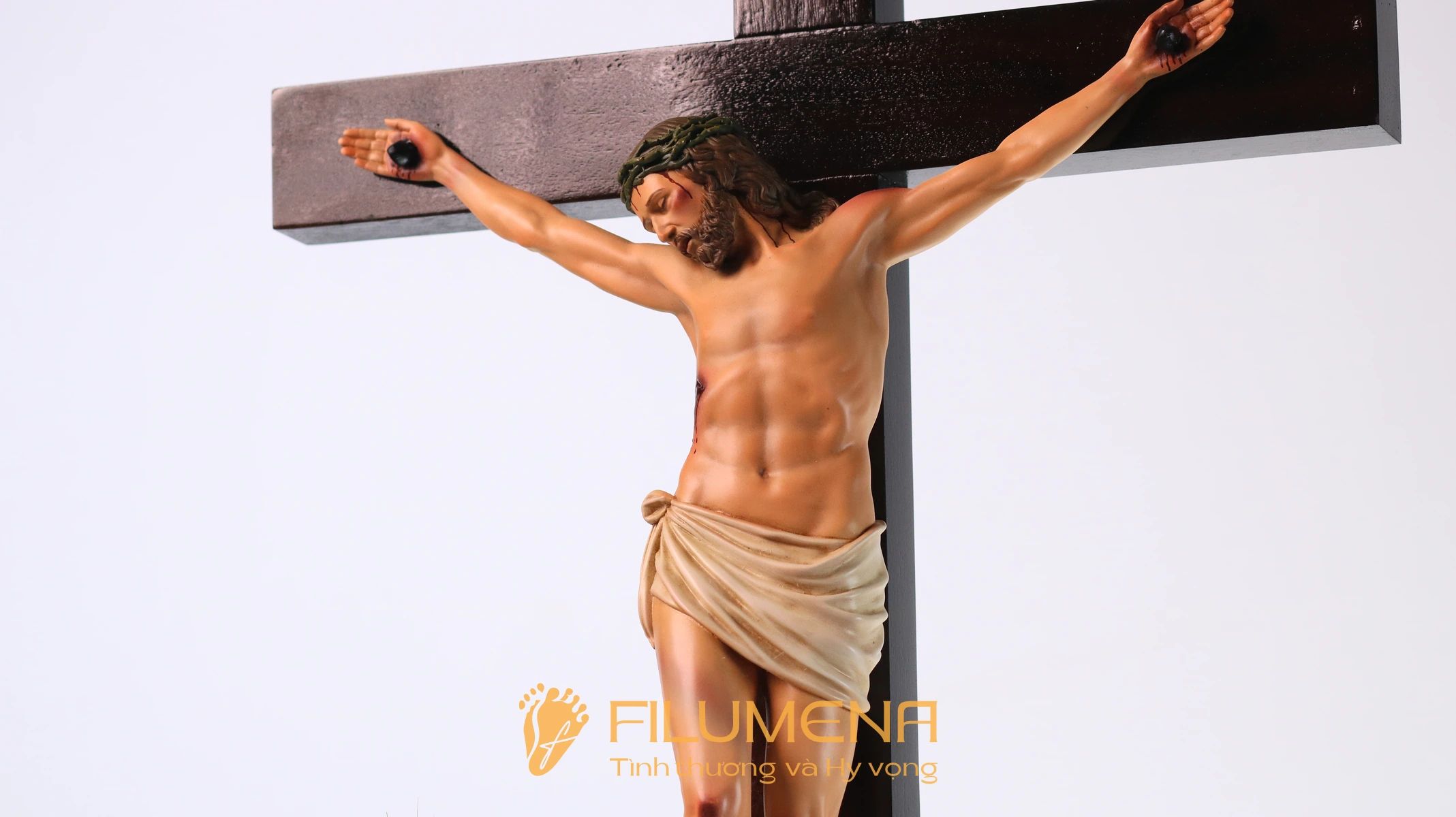 Tượng Chúa chịu nạn 40 cm Thánh giá gỗ lát