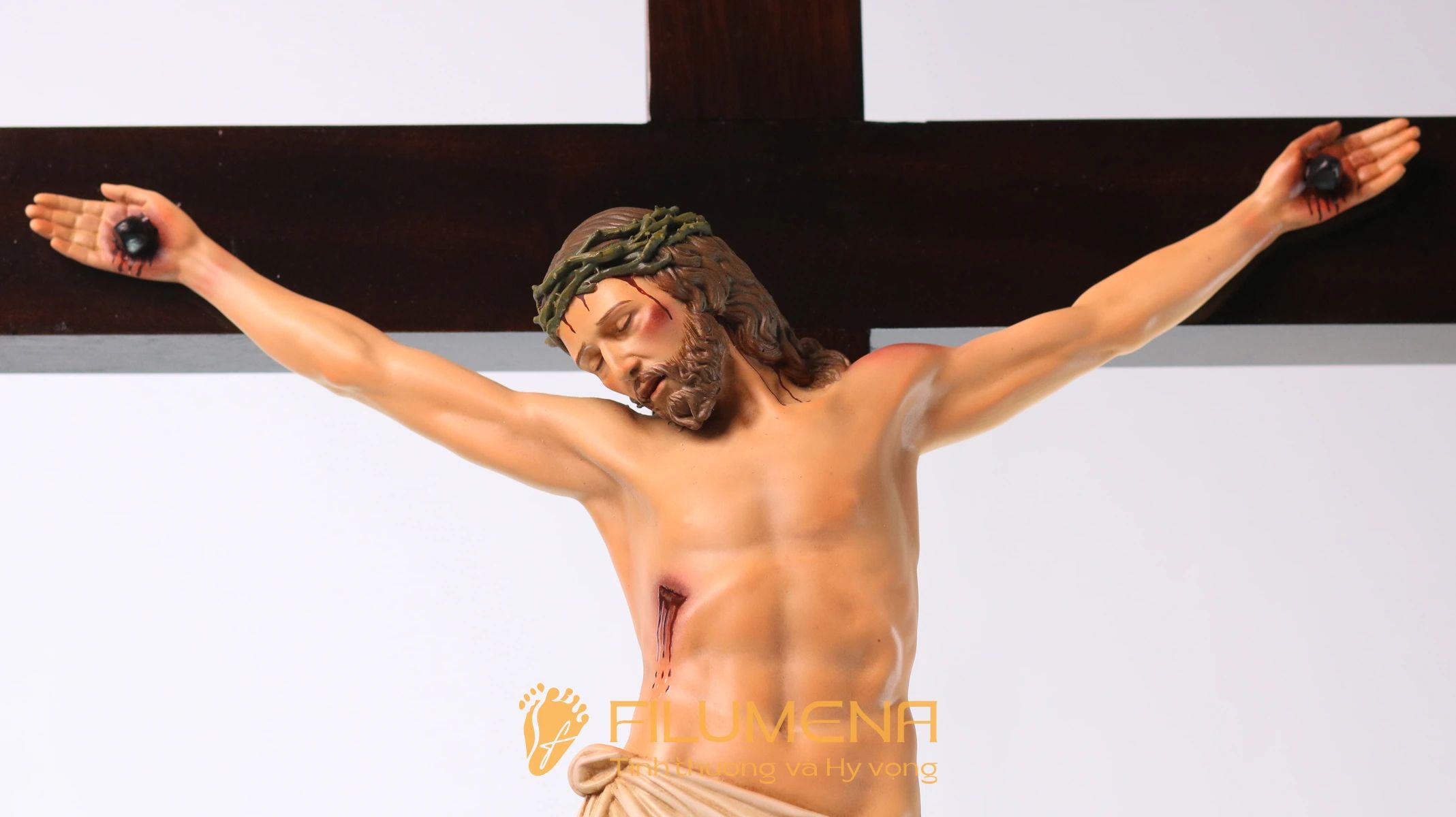 Tượng Chúa chịu nạn 40 cm Thánh giá gỗ lát