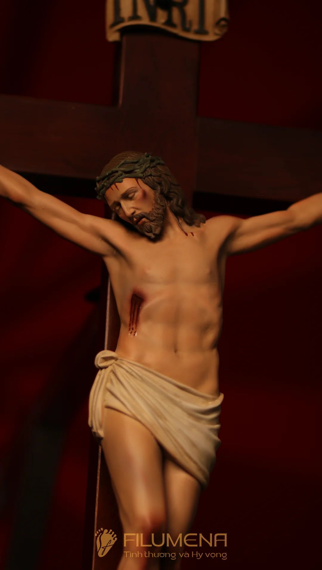 Tượng Chúa Giê-su chịu nạn cao 40 cm