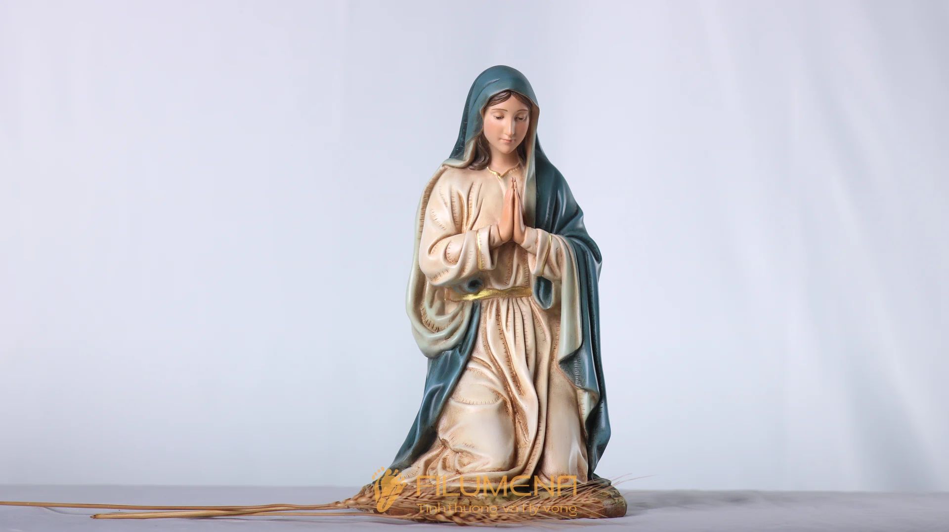 Bộ tượng Giáng Sinh 30 cm cho phòng khách mùa Noel