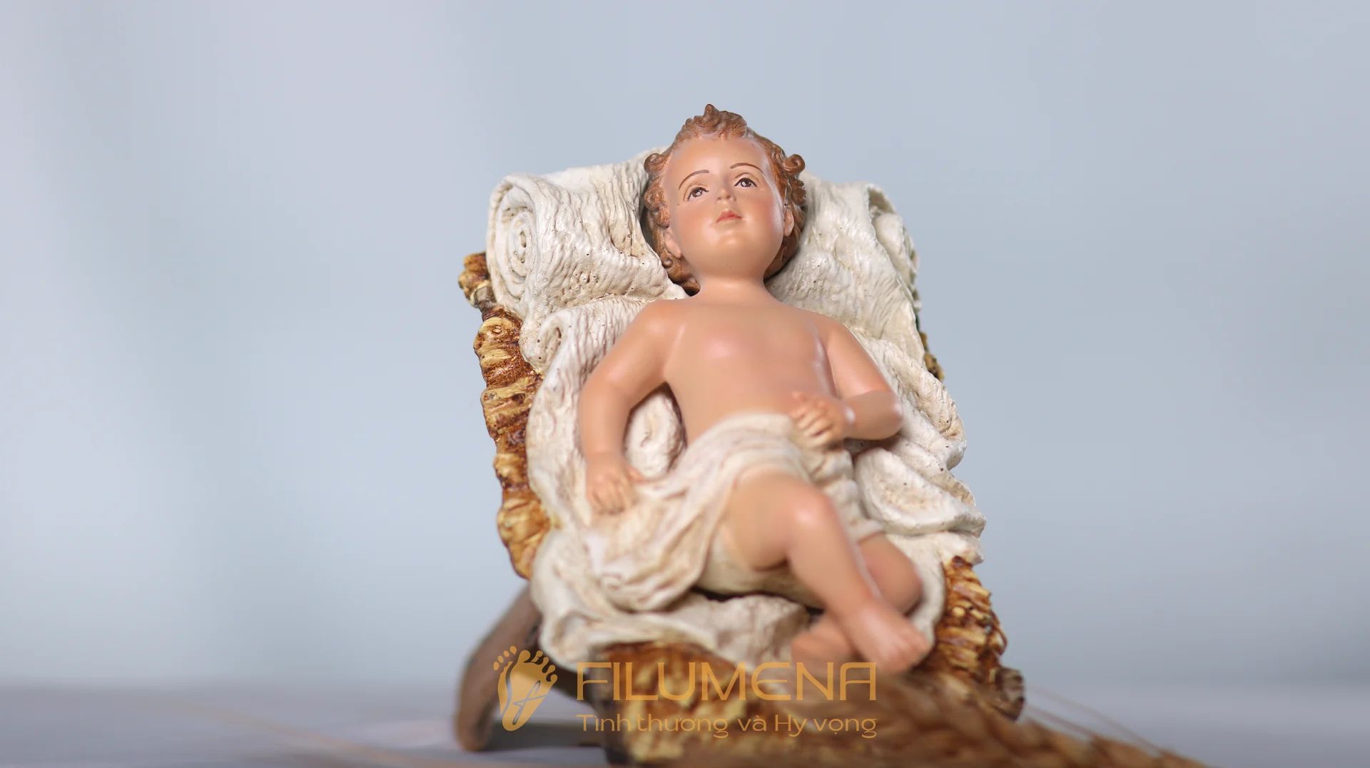 Bộ tượng Giáng sinh mini 20 cm 3 nhân vật tông màu sáng cổ điển