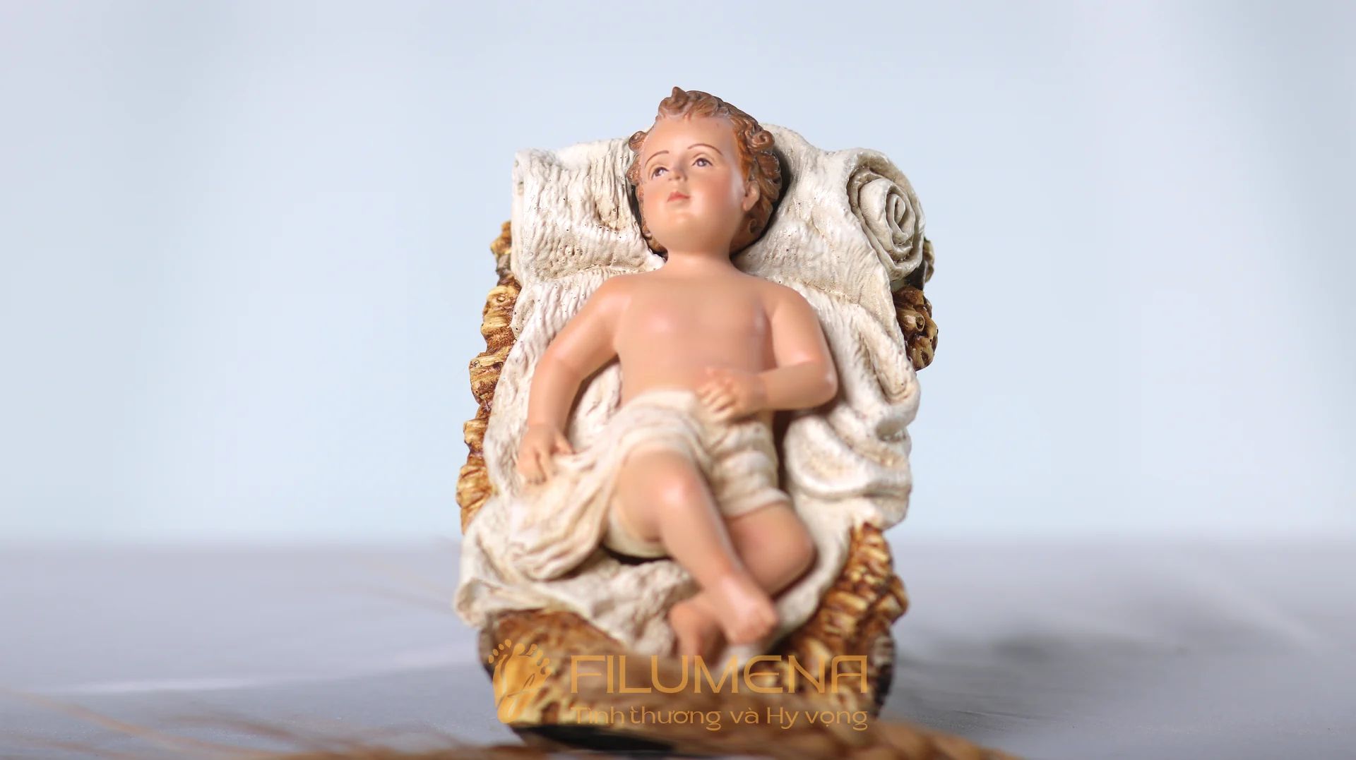 Bộ tượng Giáng sinh mini 20 cm 3 nhân vật tông màu sáng cổ điển