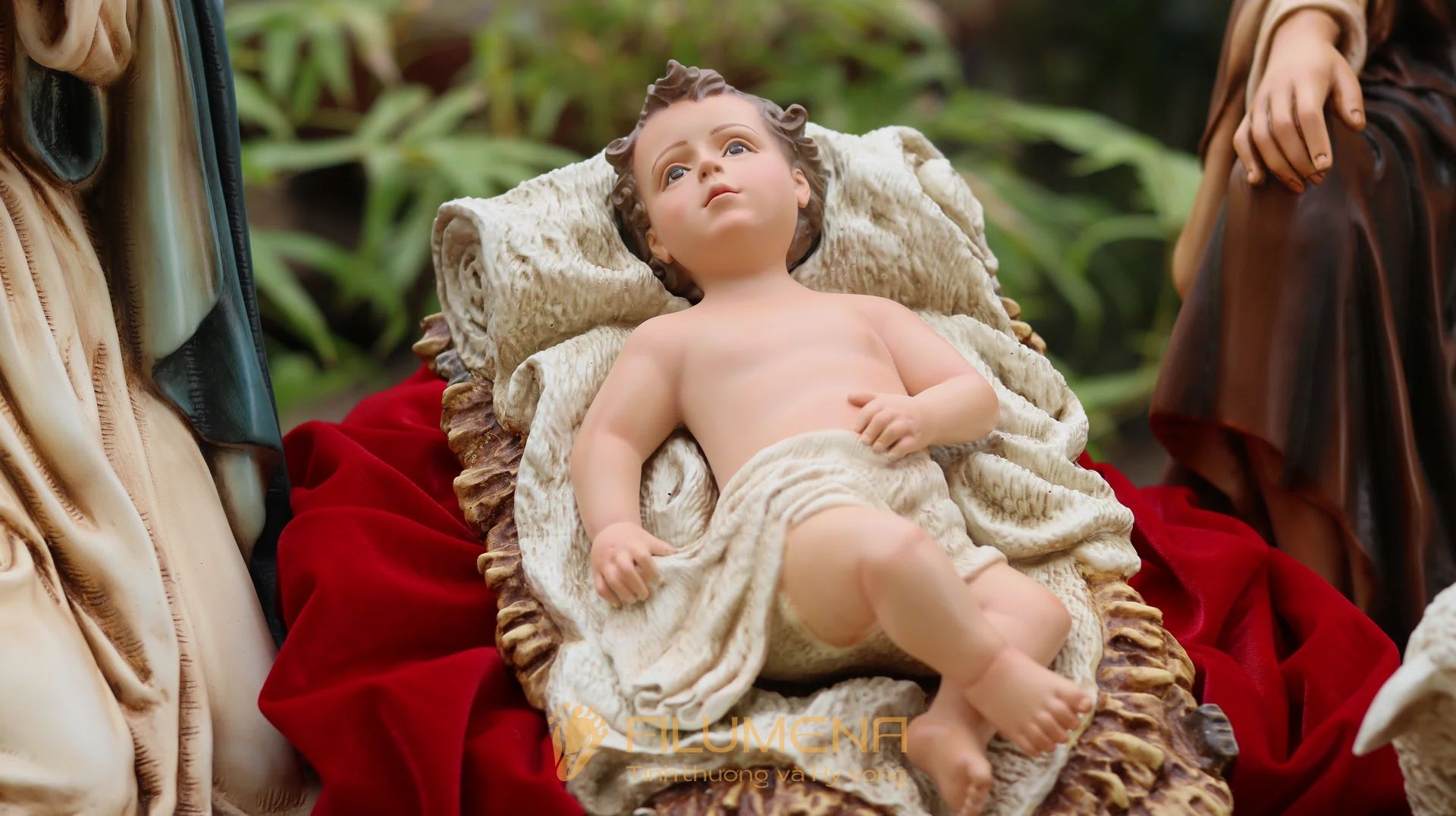 Bộ tượng Giáng sinh 50 cm 3 nhân vật tông màu sáng cổ điển