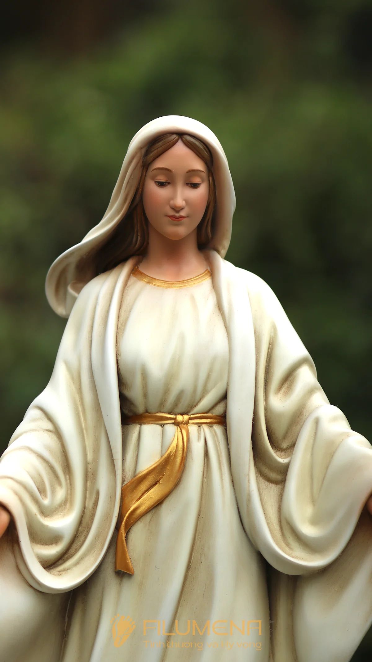 Tượng Đức Mẹ Ban Ơn cao 30 cm, 40 cm màu trắng ngà M3