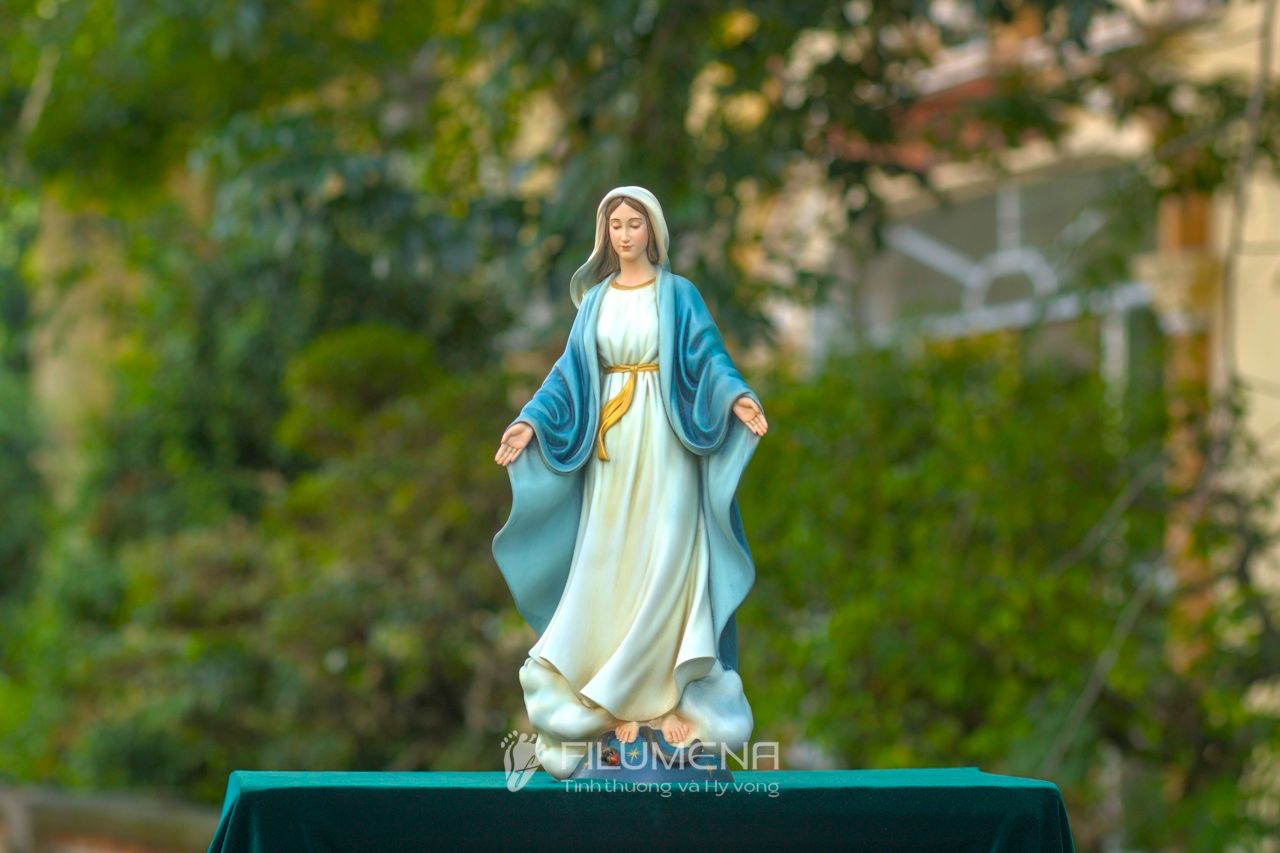 Tượng Đức Mẹ Ban Ơn cao 40 cm màu xanh da trời cho bàn thờ gia đình