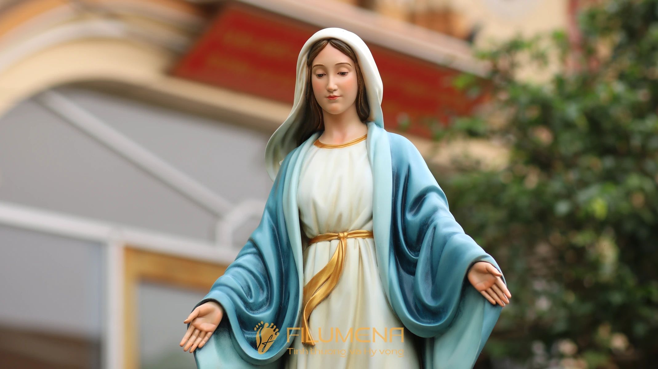 Tượng Đức Mẹ Ban Ơn cao 80 cm màu xanh nước biển