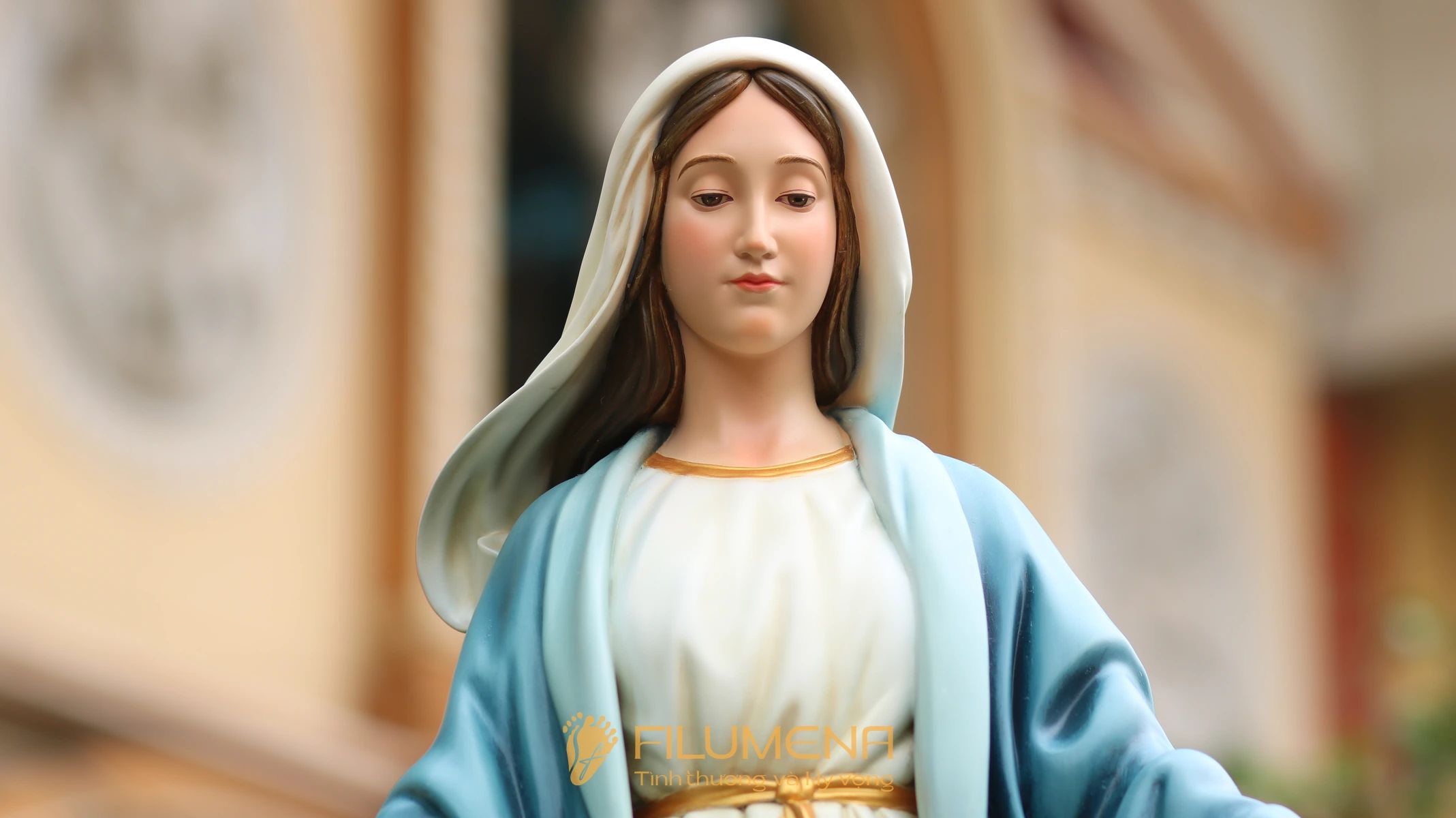 Tượng Đức Mẹ Ban Ơn cao 80 cm màu xanh nước biển