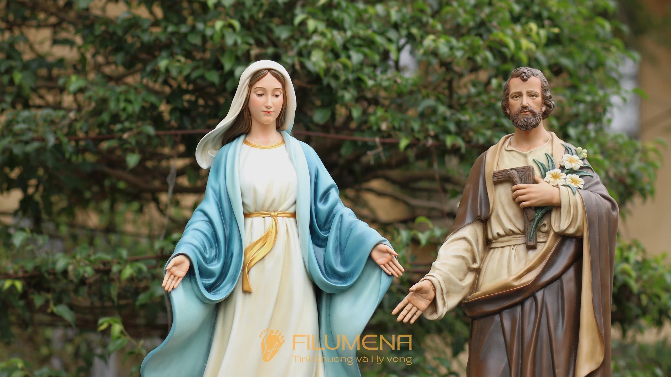 Tượng Đức Mẹ Ban Ơn cao 80 cm màu xanh nước biển