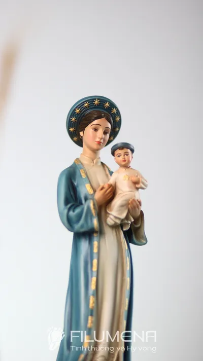 Hình ảnh Tượng công giáo mini gợi ý đặt trong không gian thờ phượng