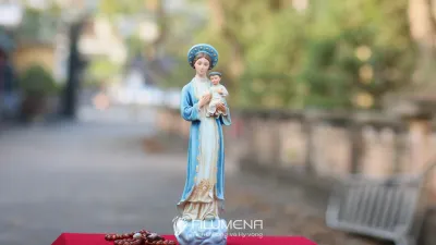 Hình ảnh Tượng Đức Mẹ La Vang gợi ý đặt trong không gian thờ phượng