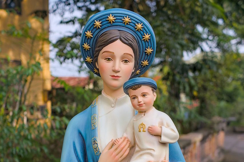 Tượng Đức Mẹ La Vang 50 cm áo màu xanh da trời
