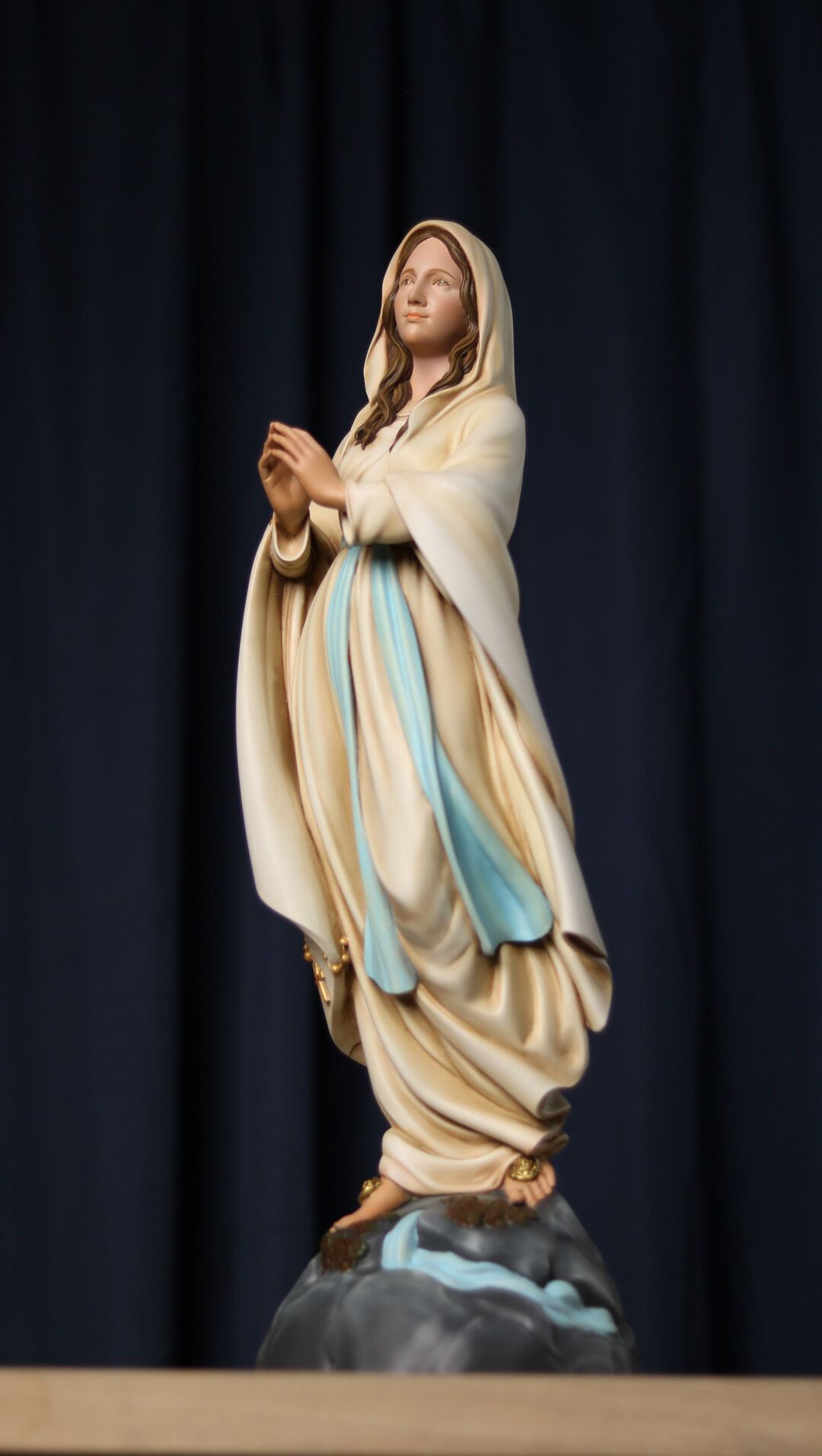 Tượng Đức Mẹ Lộ Đức cao 30 cm, 40 cm màu trắng vẽ màu thủ công