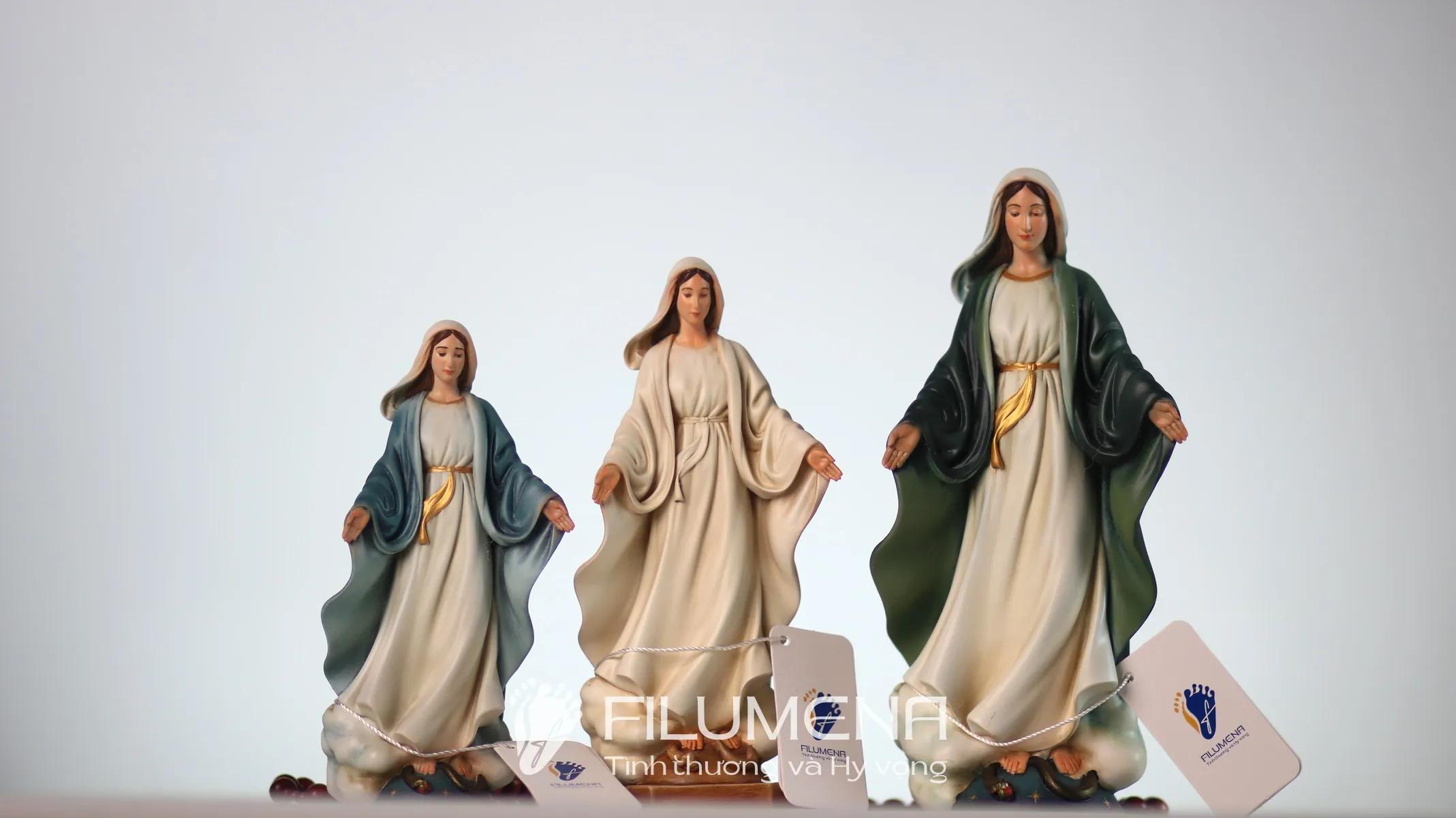 Tượng Đức Mẹ Ban Ơn tại Hoa Kỳ