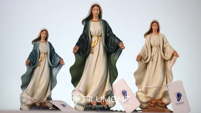 Cận cảnh chi tiết trên Tượng Đức Mẹ để xe ô tô cho người mua tại Xuân Lộc