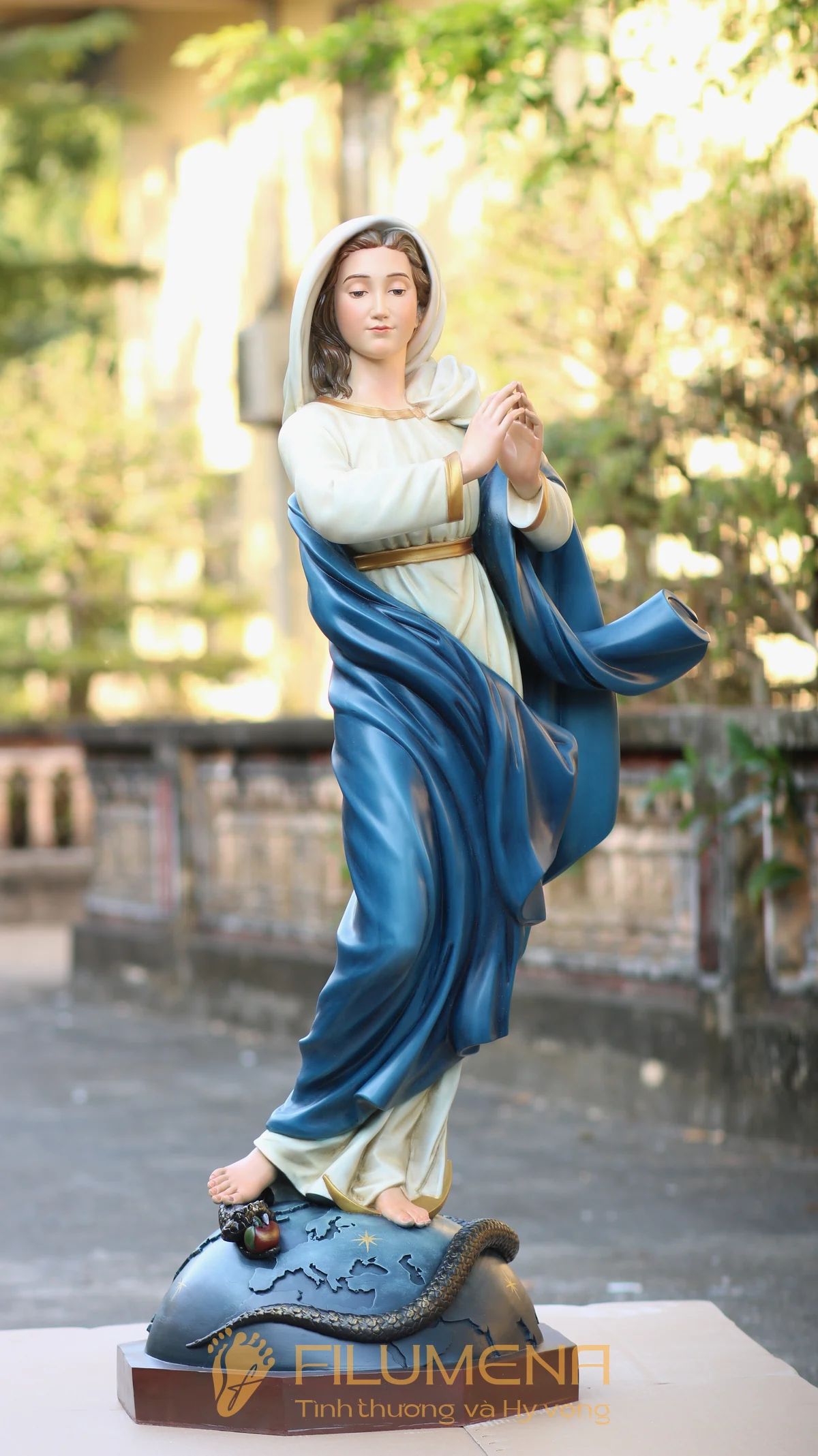 Tượng Đức Mẹ Vô Nhiễm Nguyên Tội cao 120 cm màu xanh trắng