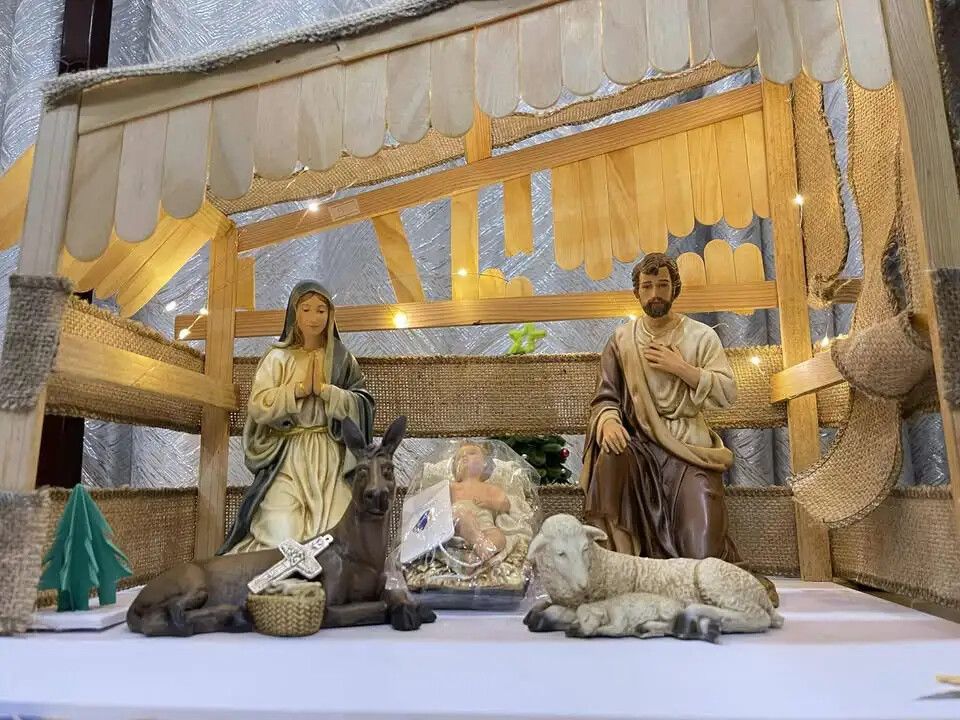 Tượng Chúa Giáng sinh tại Phát Diệm. Tượng Công giáo Filumena là tượng của Tình thương và Hy vọng. Bản quyền các tác phẩm tượng Công giáo thuộc về Filumena Art, Cộng hòa Pháp. Filumena sáng tác và sản xuất nhiều mẫu tượng Công giáo khác như Bàn thờ Chúa và gia tiên, Bàn thờ Công giáo, Bàn thờ Công giáo, Tượng Đức Mẹ để xe ô tô, Tượng Đức Mẹ để xe hơi