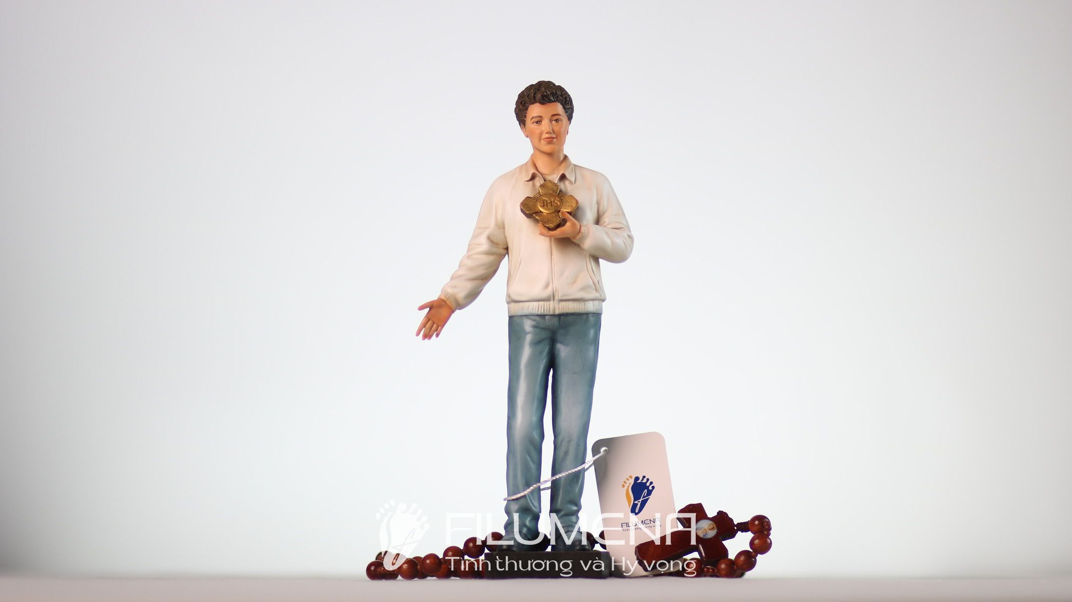 Tượng Thánh Carlo Acutis 20 cm màu sáng