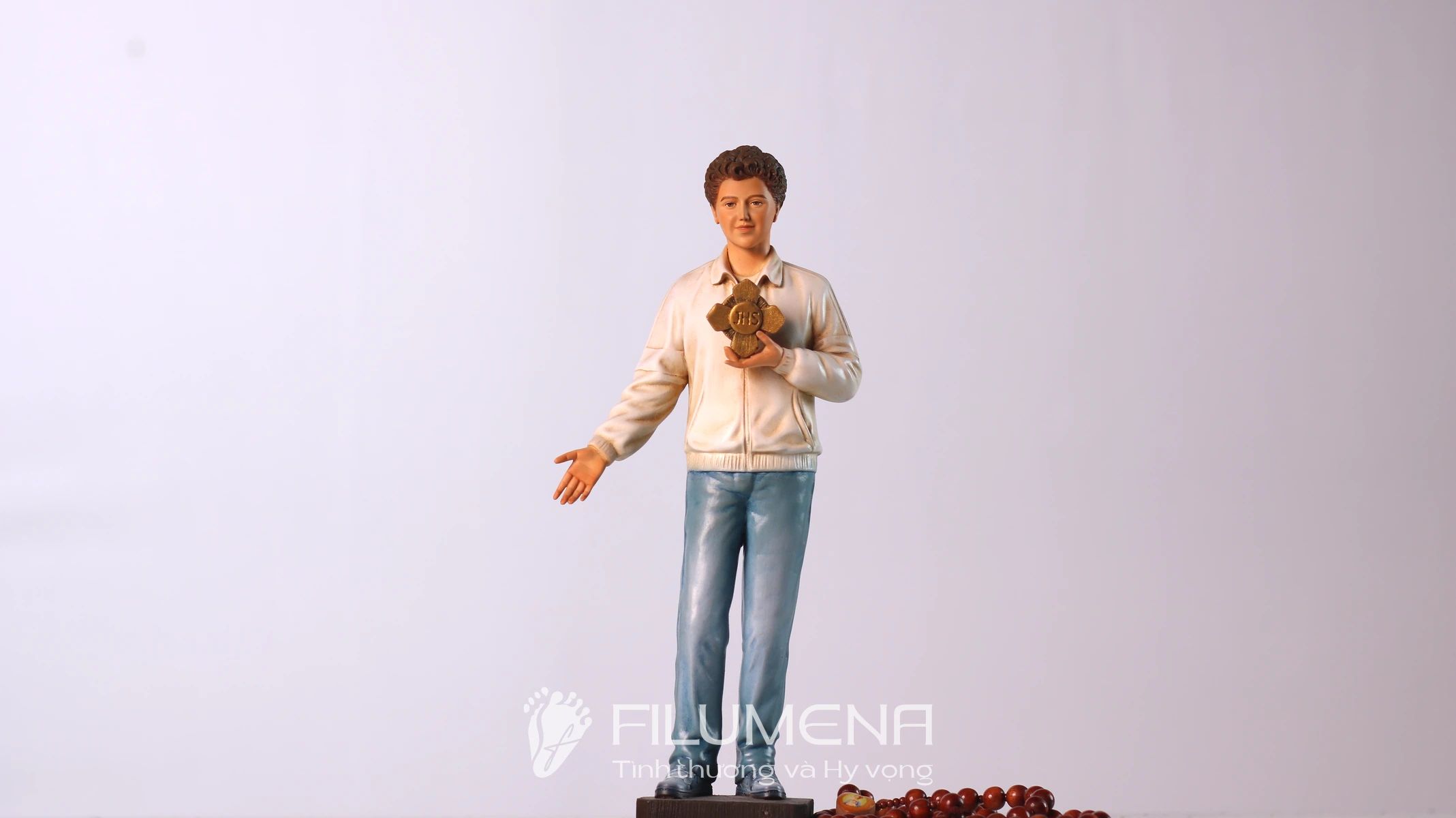 Tượng Thánh Acutis 25 cm do Filumena sáng tác